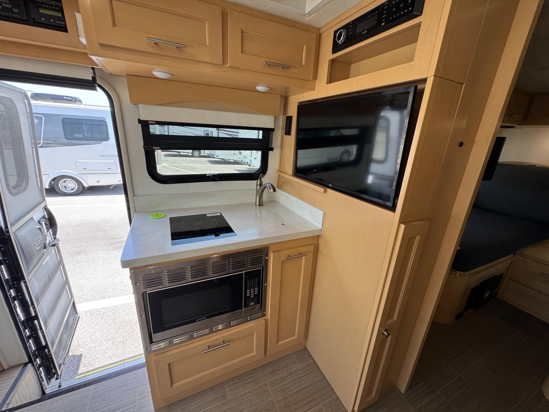 2023 Regency RV 2023 Regency RV Ultra Brougham - thumbnail 8