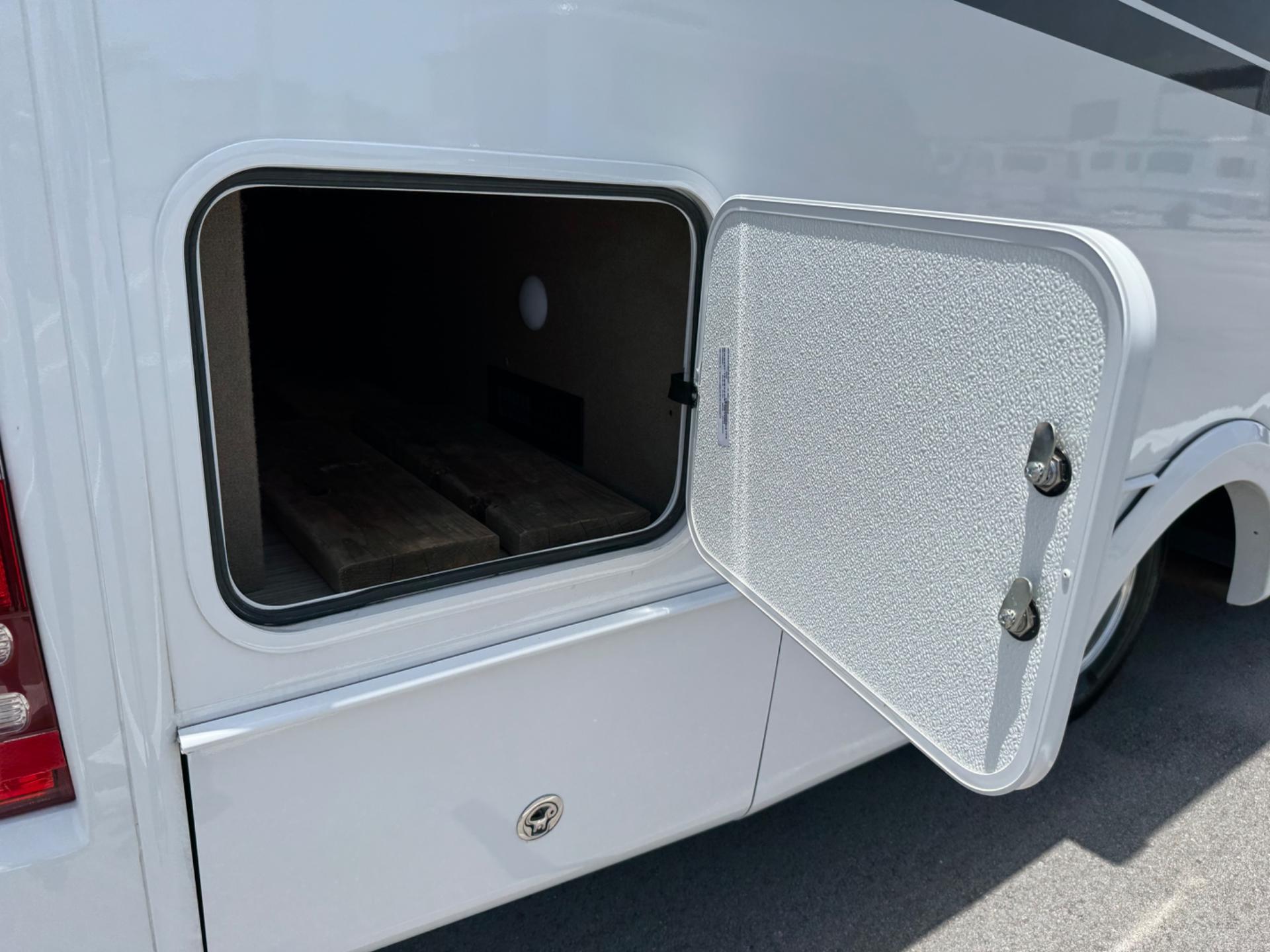 2023 Regency RV 2023 Regency RV Ultra Brougham - thumbnail 19
