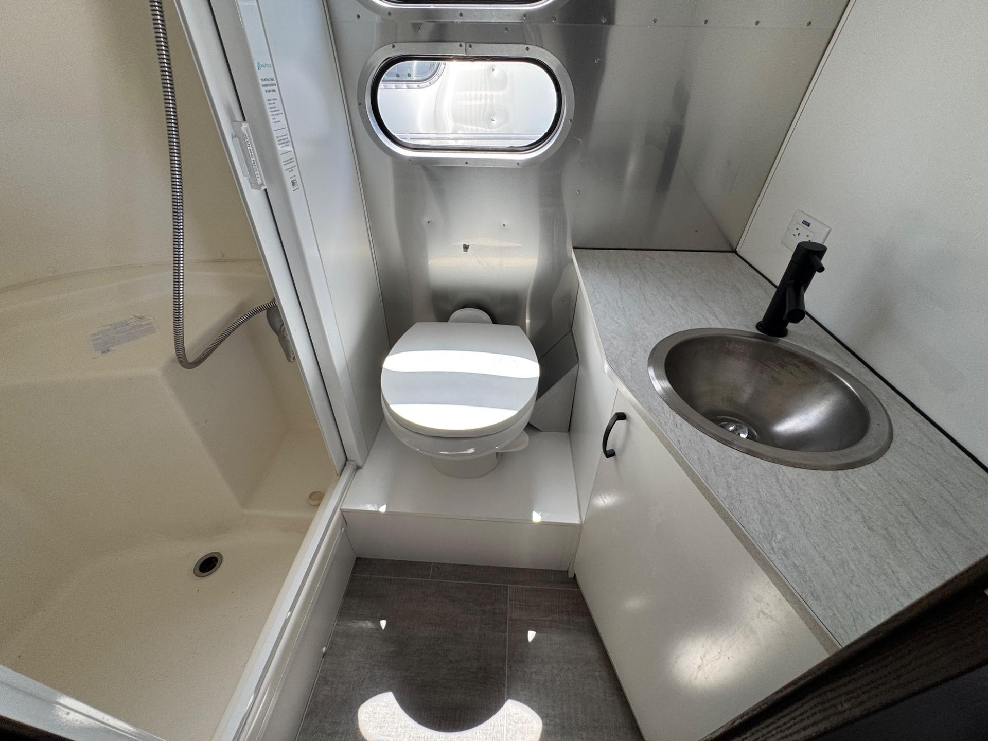 2020 AIRSTREAM 2020 AIRSTREAM CARAVEL  - thumbnail 21