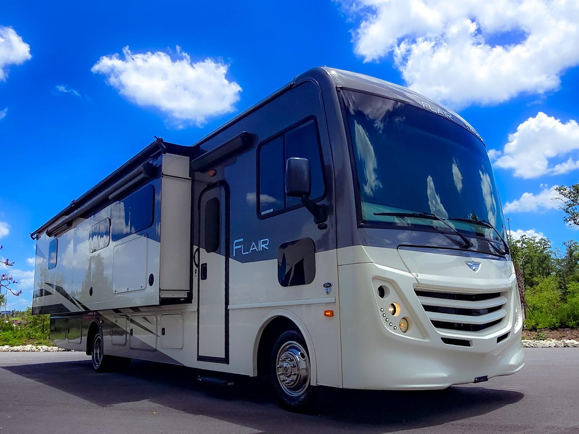 2022 FLEETWOOD FLAIR 35R
