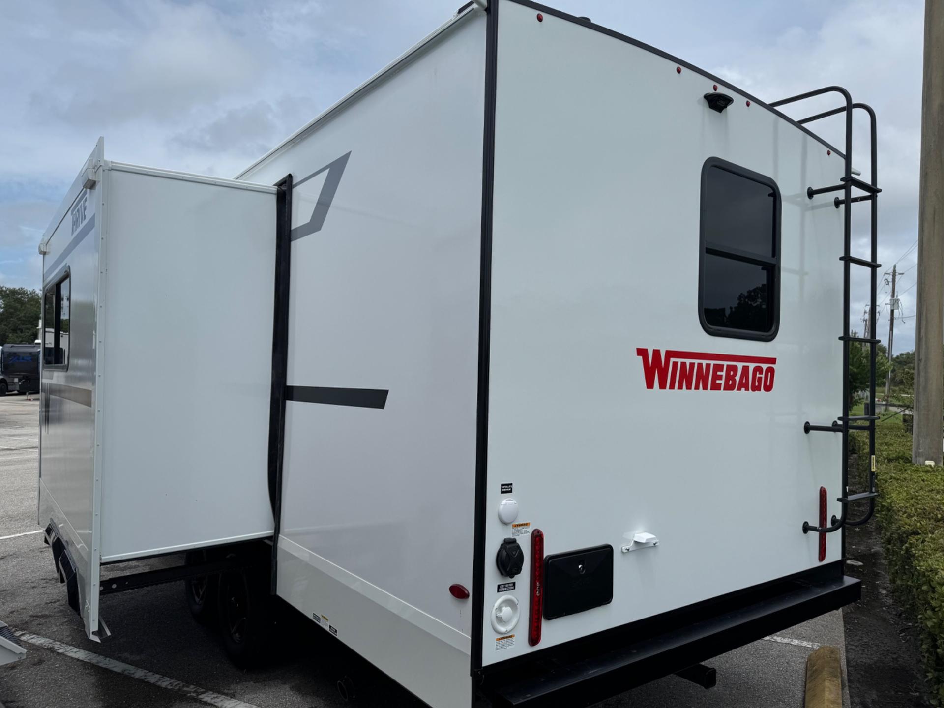 2027 Winnebago 2027 Winnebago Thrive - thumbnail 3