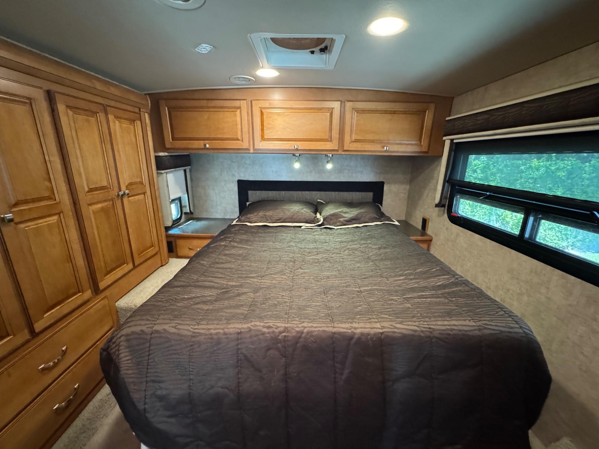 2015 Winnebago 2015 Winnebago Cambria - thumbnail 15