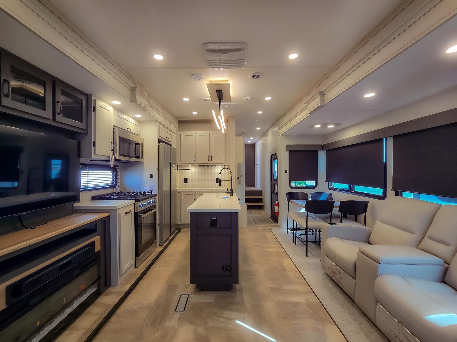 2026 Coachmen 2026 Coachmen Brookstone - thumbnail 12
