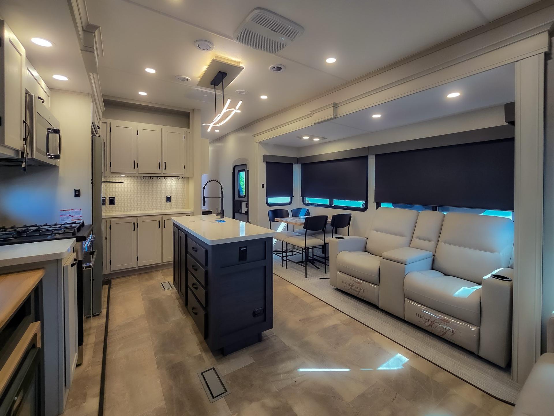2026 Coachmen 2026 Coachmen Brookstone - thumbnail 13