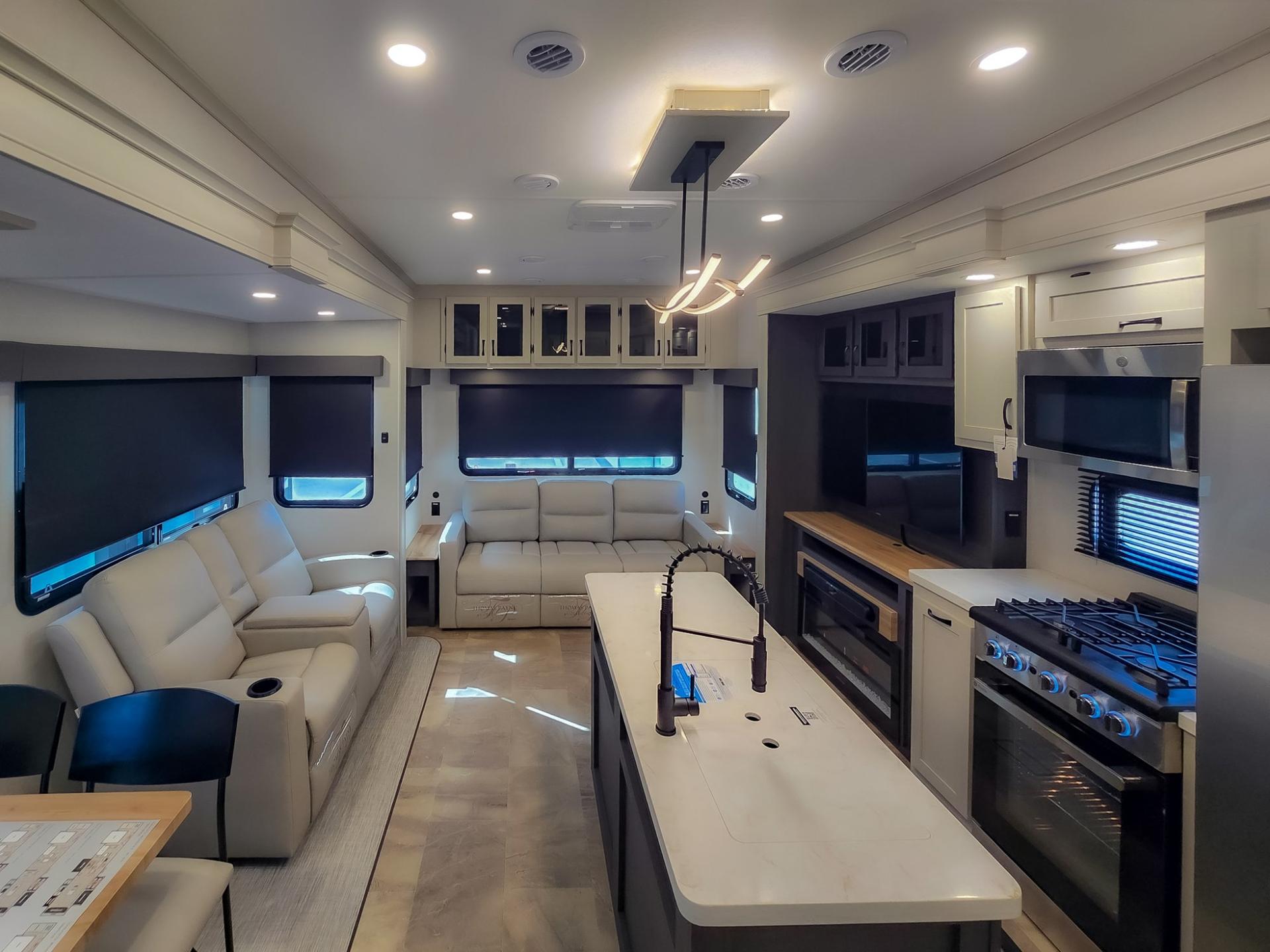 2026 Coachmen 2026 Coachmen Brookstone - thumbnail 16