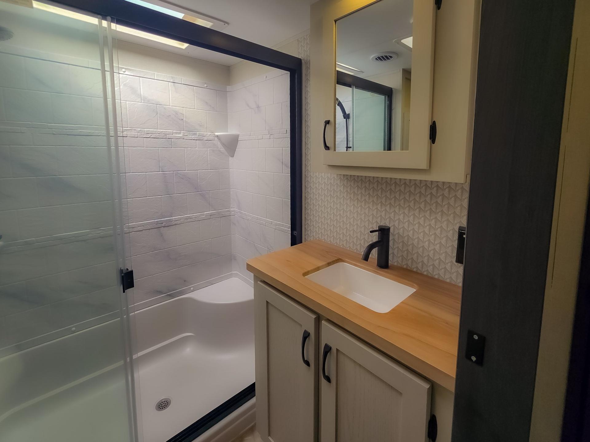 2026 Coachmen 2026 Coachmen Brookstone - thumbnail 29