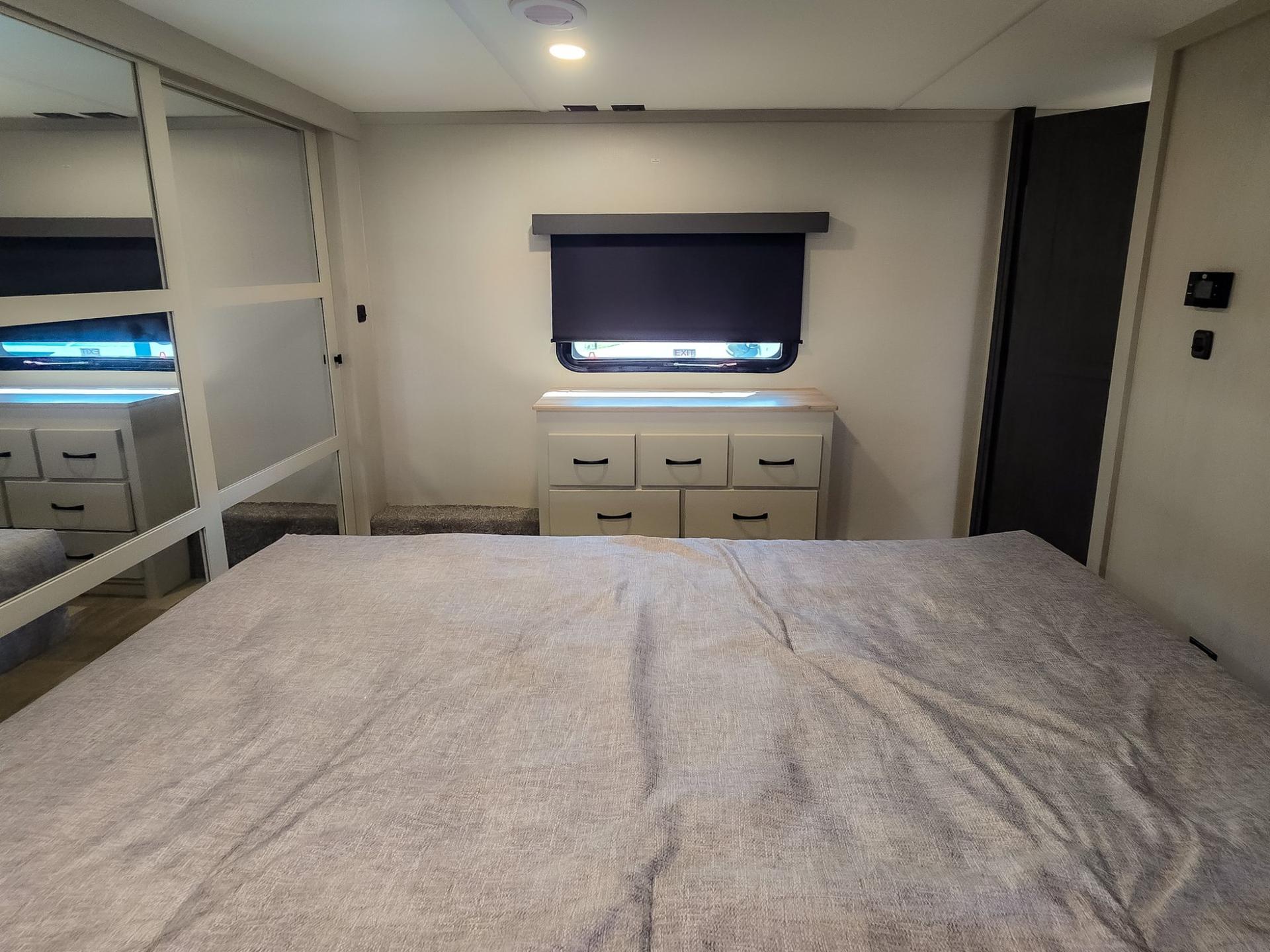 2026 Coachmen 2026 Coachmen Brookstone - thumbnail 36