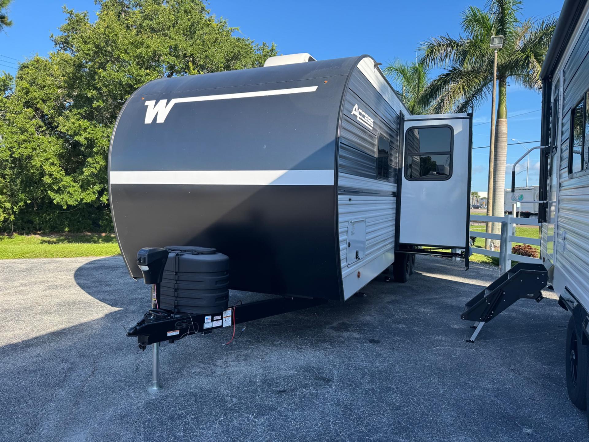 2027 Winnebago 2027 Winnebago Access - thumbnail 3