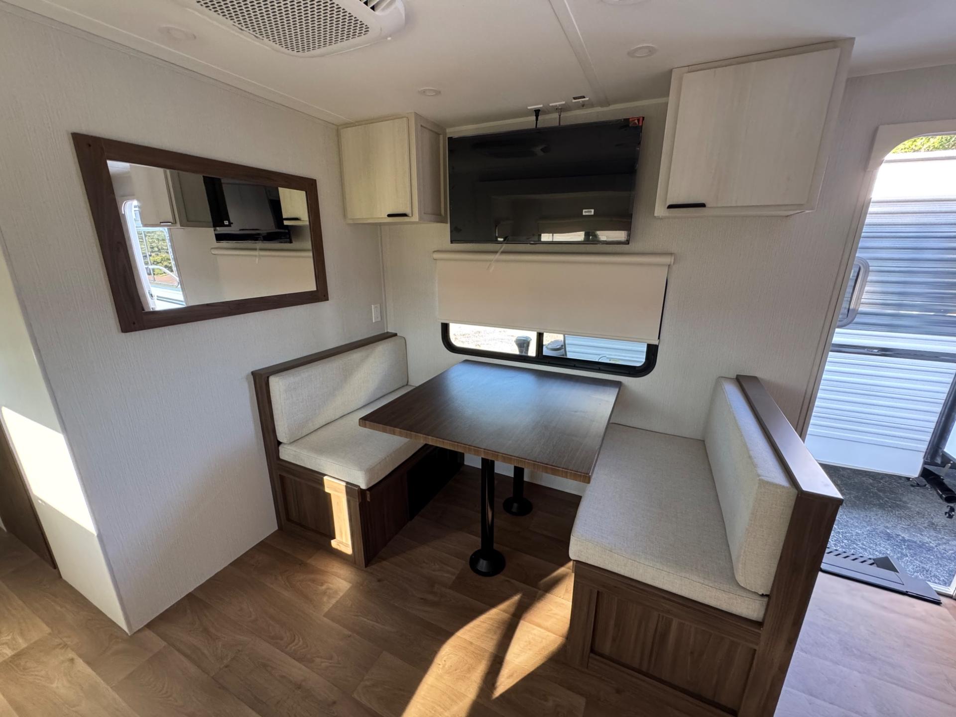 2027 Winnebago 2027 Winnebago Access - thumbnail 13