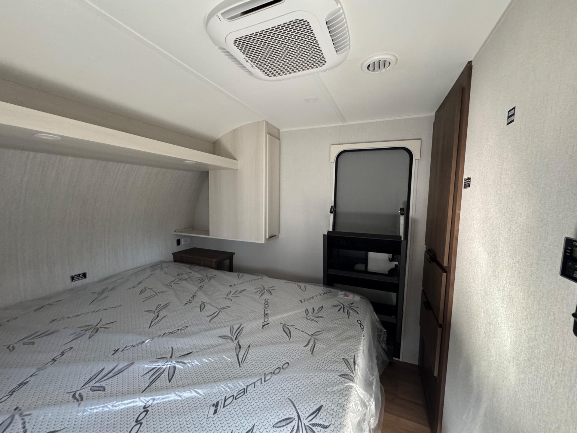 2027 Winnebago 2027 Winnebago Access - thumbnail 15
