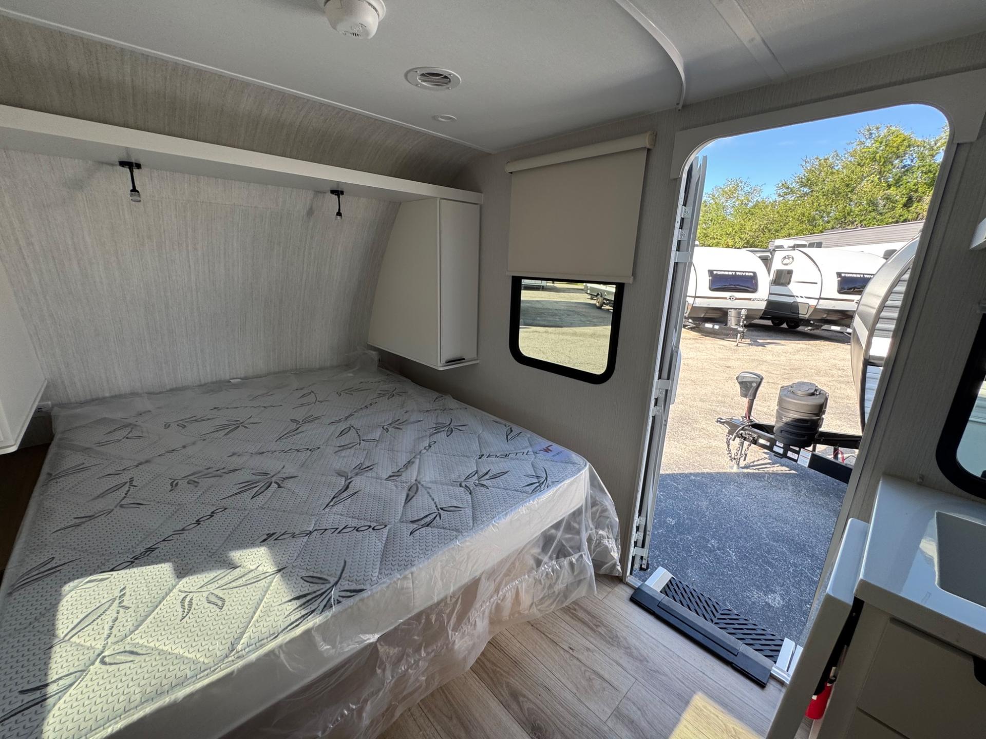 2027 Winnebago 2027 Winnebago Micro Minnie - thumbnail 15