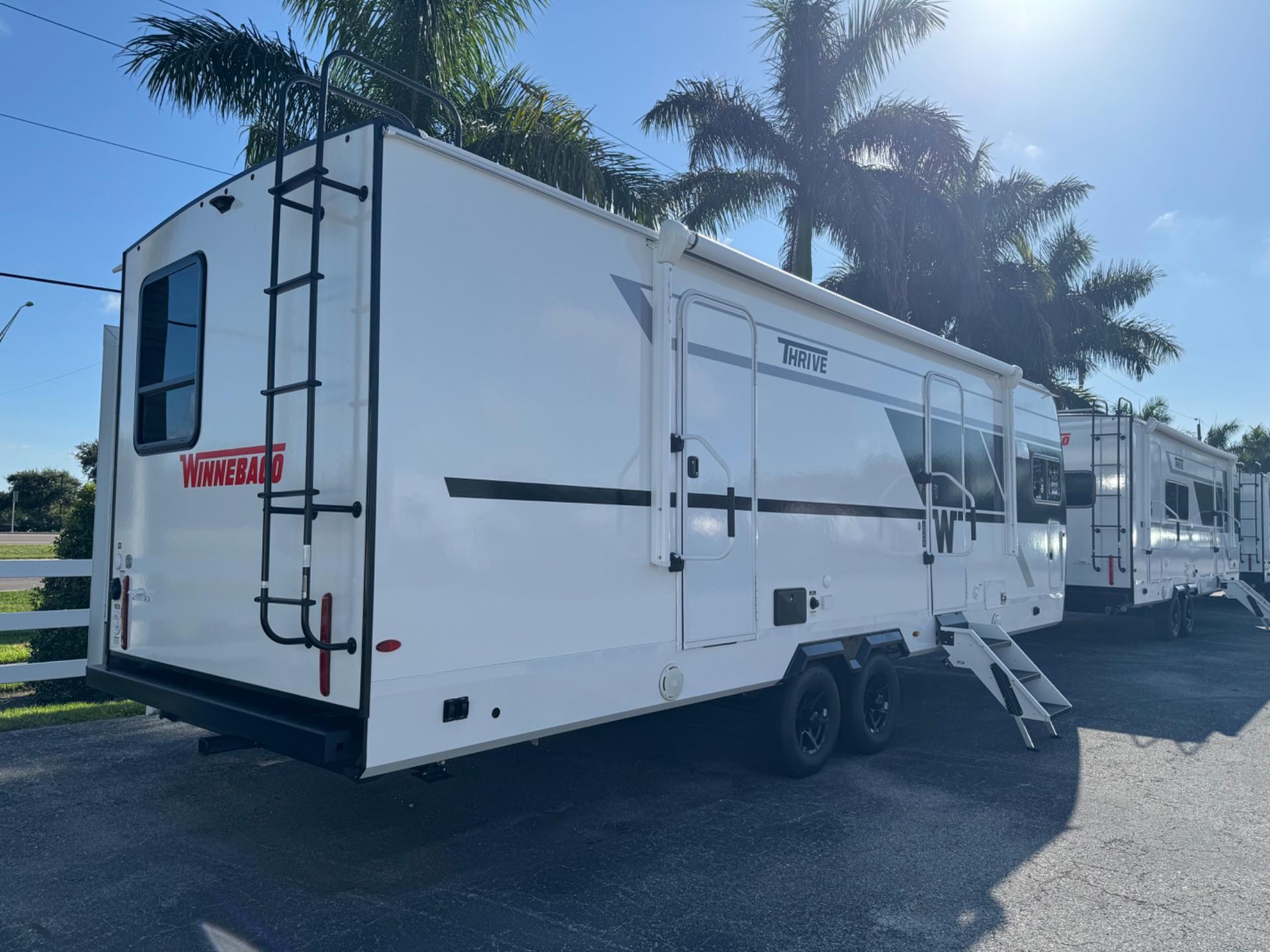 2027 Winnebago 2027 Winnebago Thrive - thumbnail 4