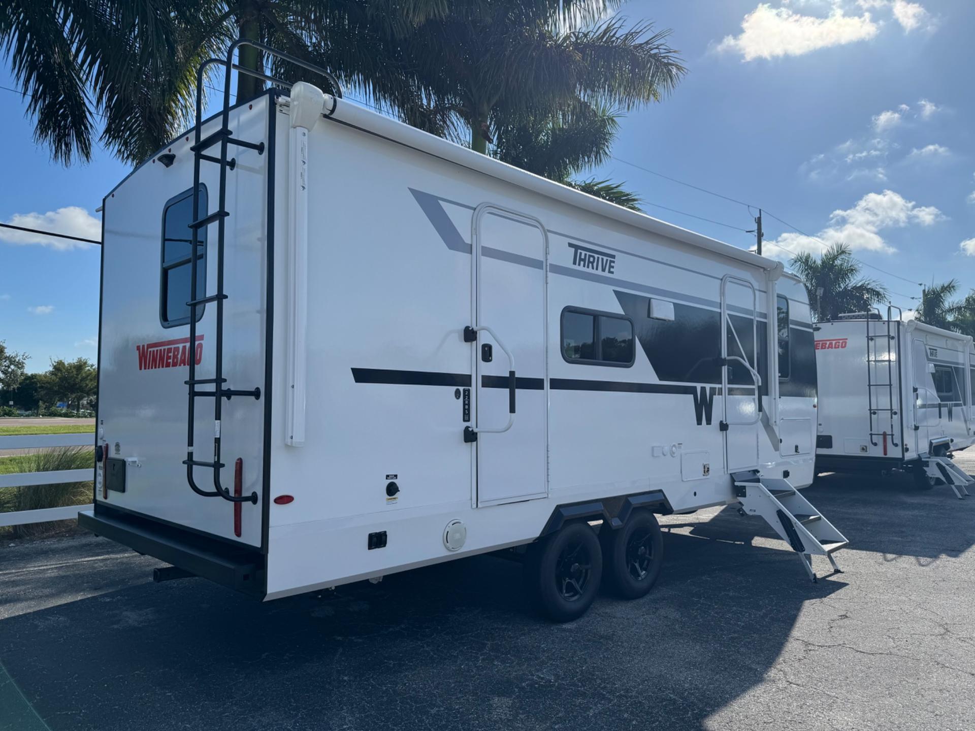 2027 Winnebago 2027 Winnebago Thrive - thumbnail 5