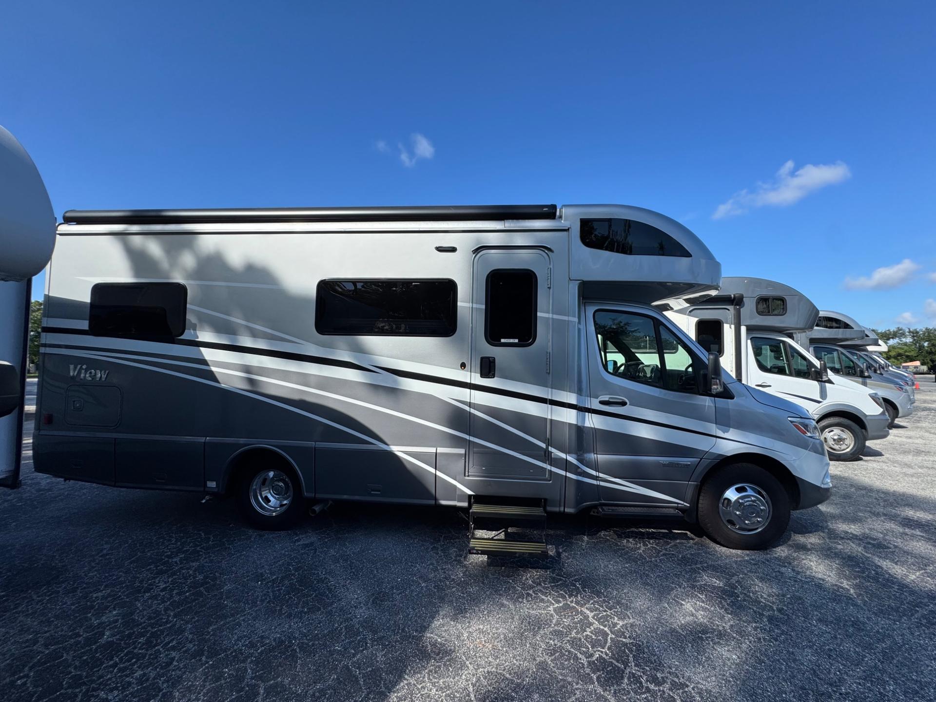 2024 Winnebago 2024 Winnebago View - thumbnail 4