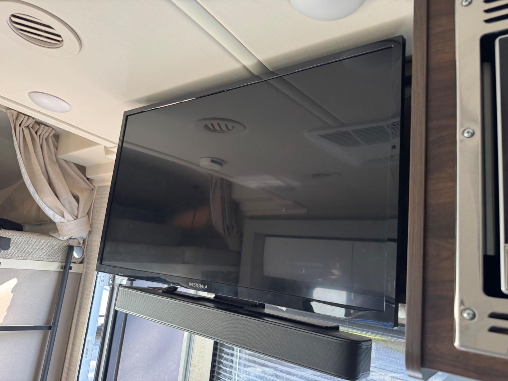2024 Winnebago 2024 Winnebago View - thumbnail 11