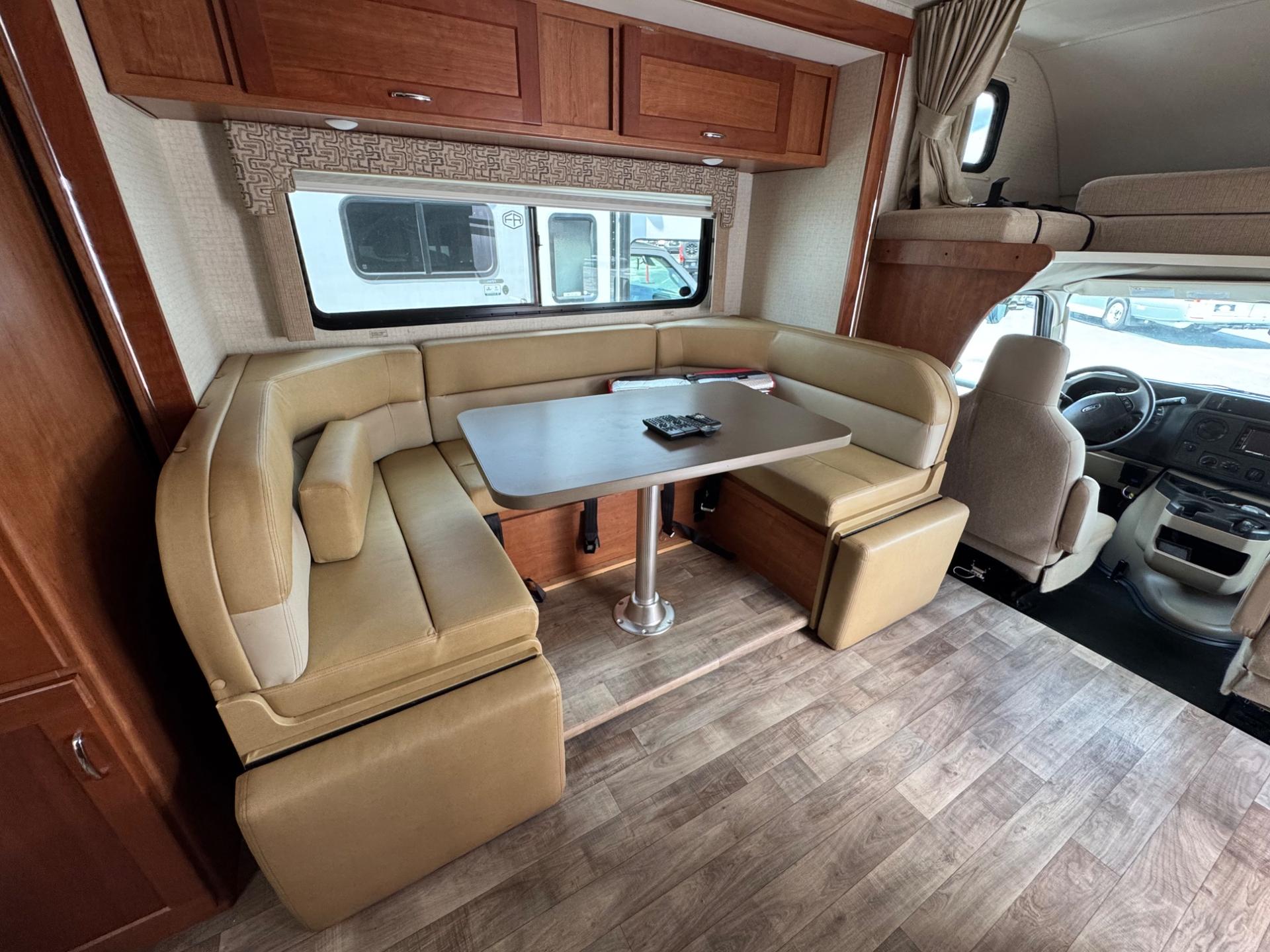 2017 Winnebago 2017 Winnebago Minnie Winnie - thumbnail 13