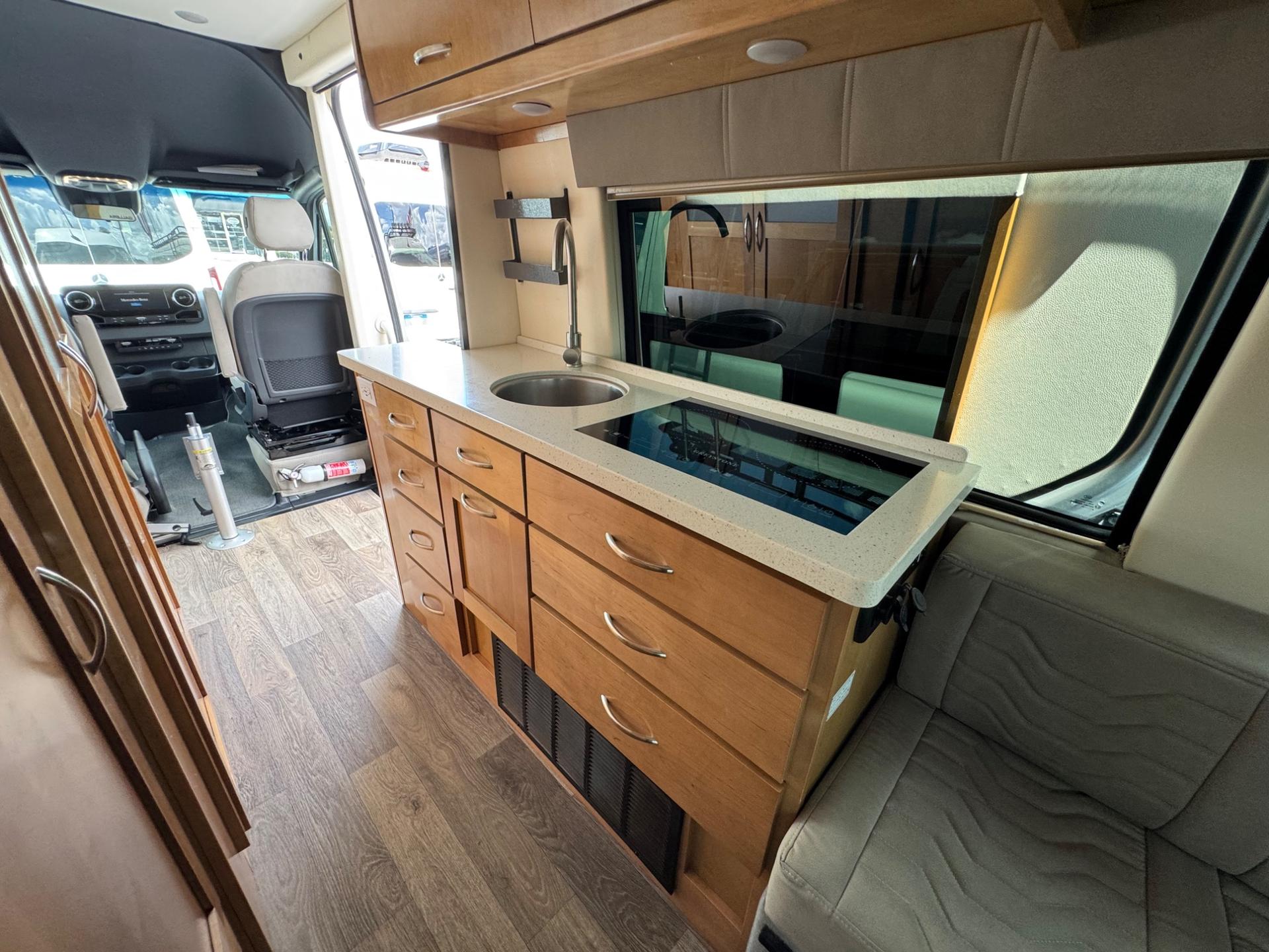 2023 Coachmen 2023 Coachmen Galleria - thumbnail 10
