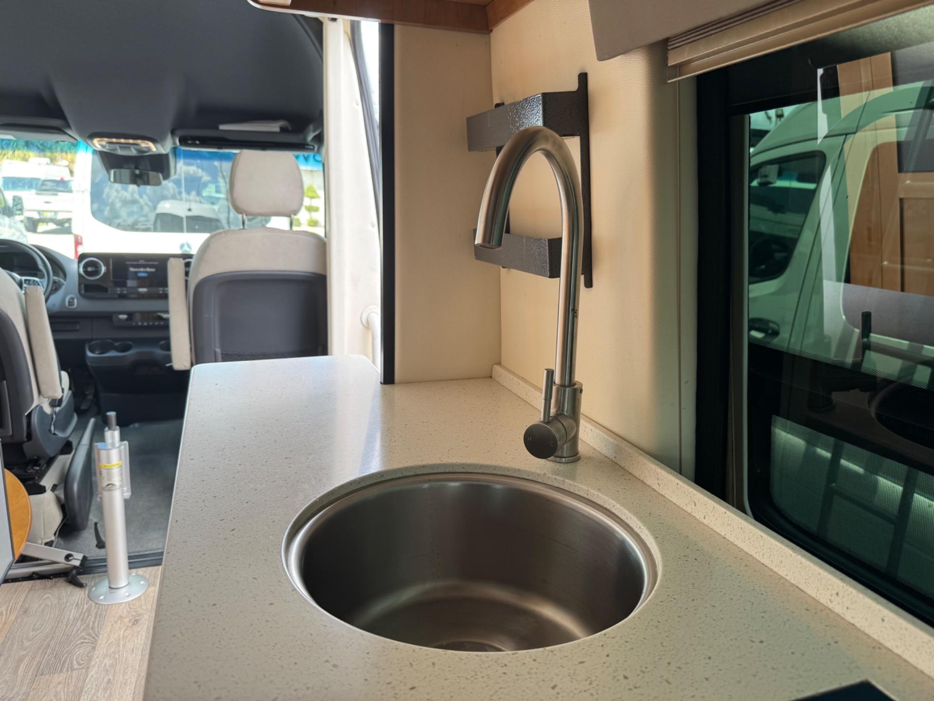 2023 Coachmen 2023 Coachmen Galleria - thumbnail 12