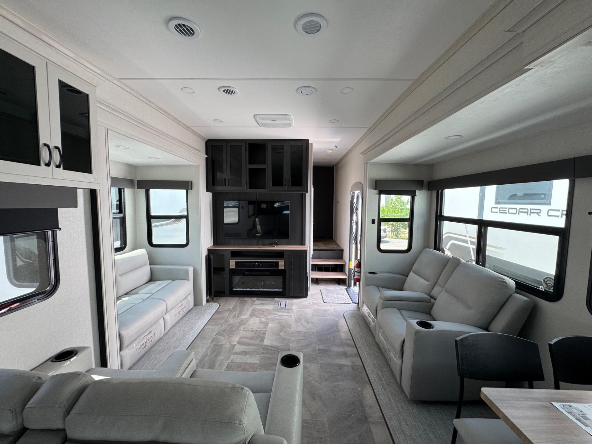 2026 Coachmen 2026 Coachmen Brookstone - thumbnail 7
