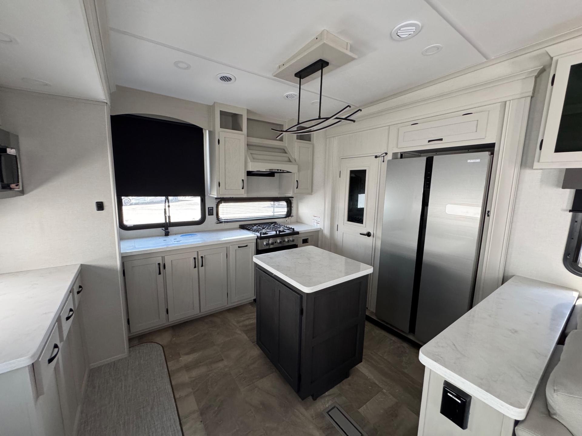 2026 Coachmen 2026 Coachmen Brookstone - thumbnail 8