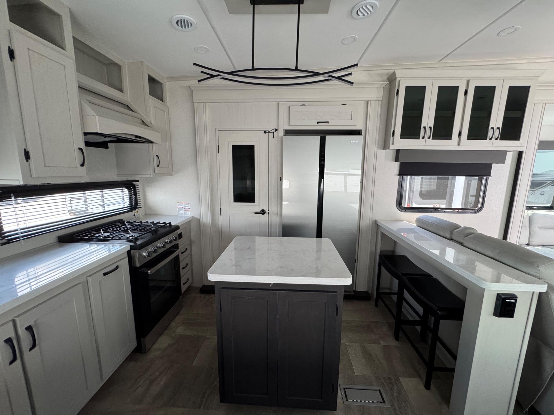 2026 Coachmen 2026 Coachmen Brookstone - thumbnail 9