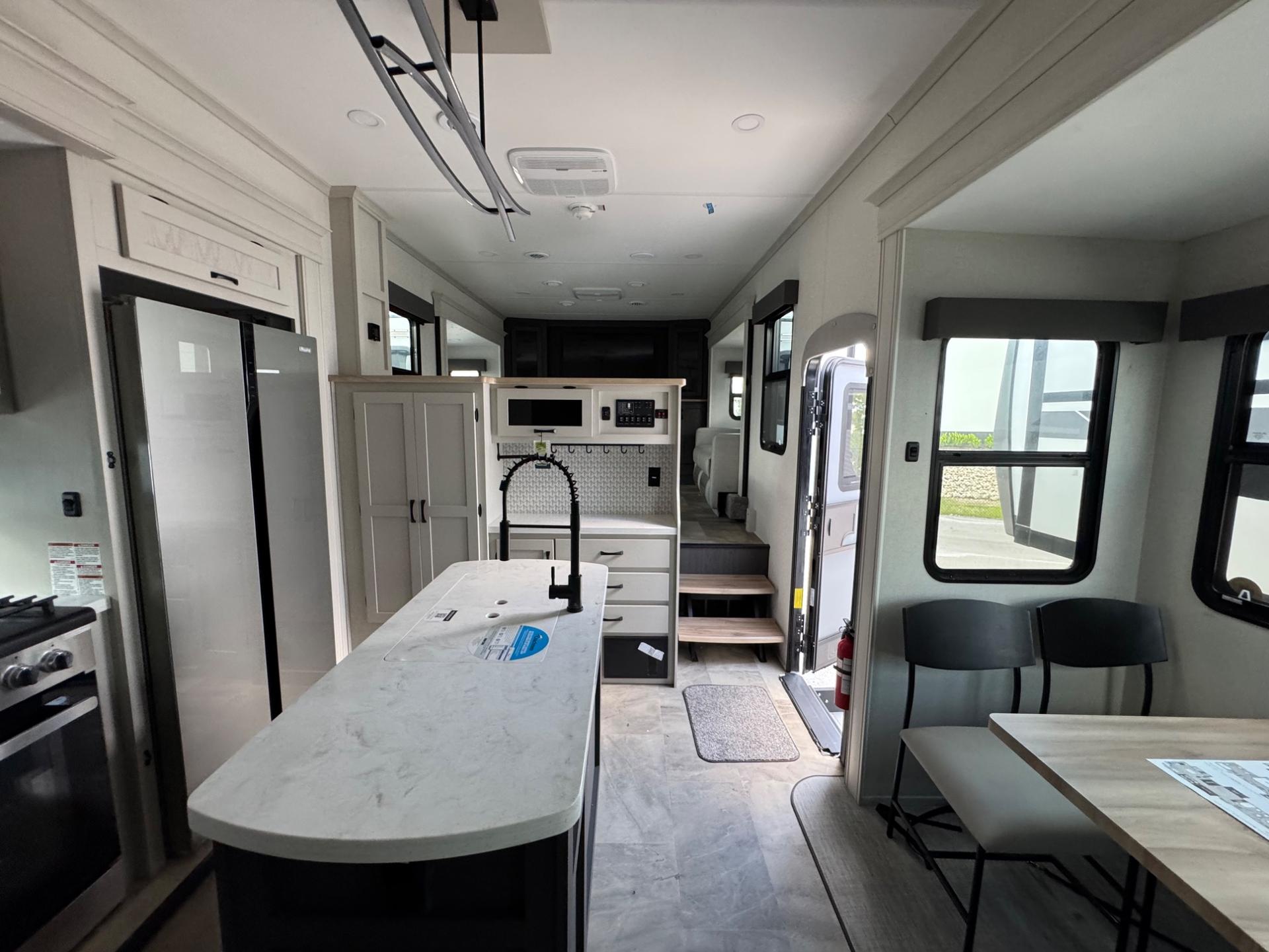 2026 Coachmen 2026 Coachmen Brookstone - thumbnail 7