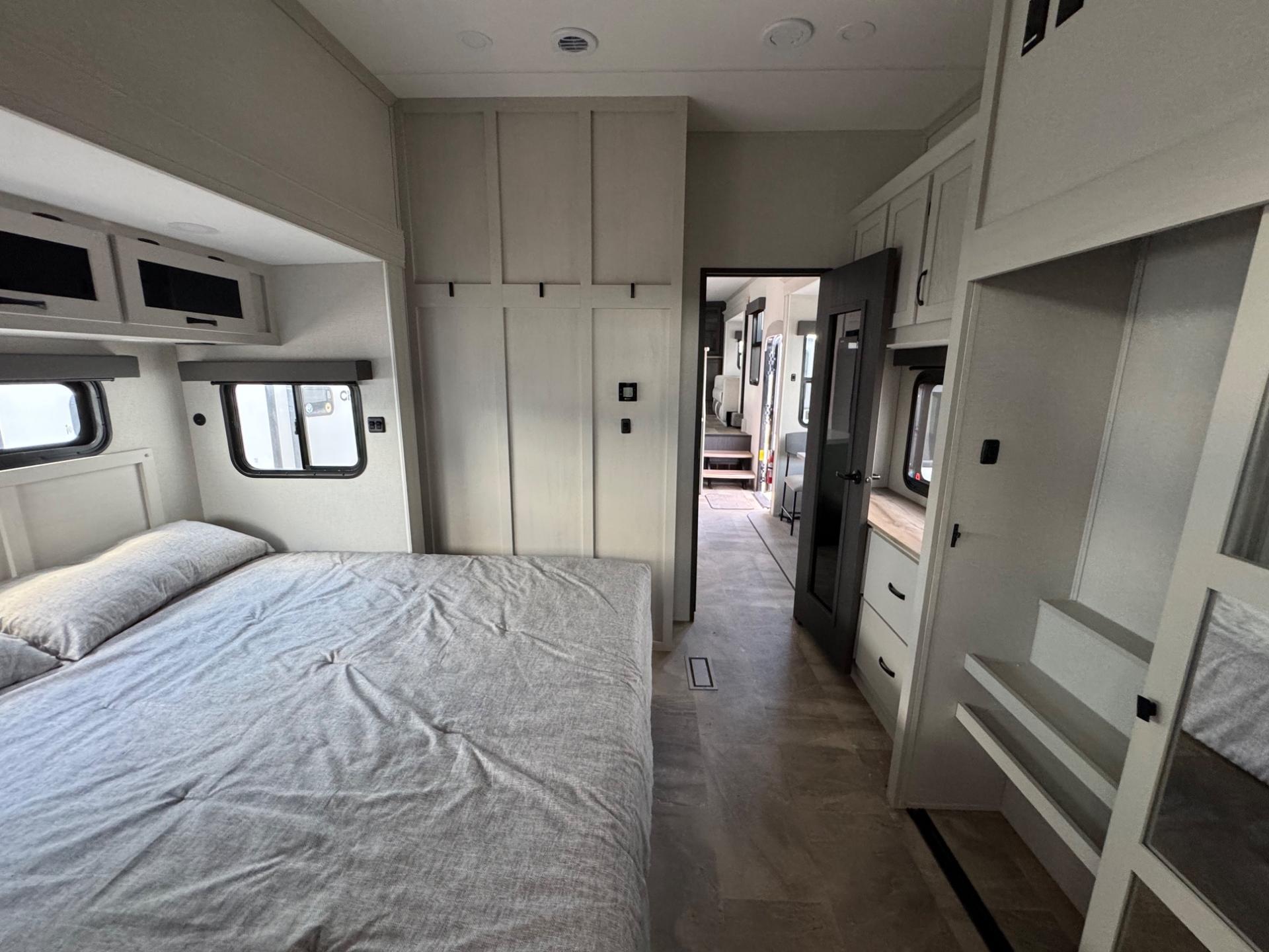 2026 Coachmen 2026 Coachmen Brookstone - thumbnail 23