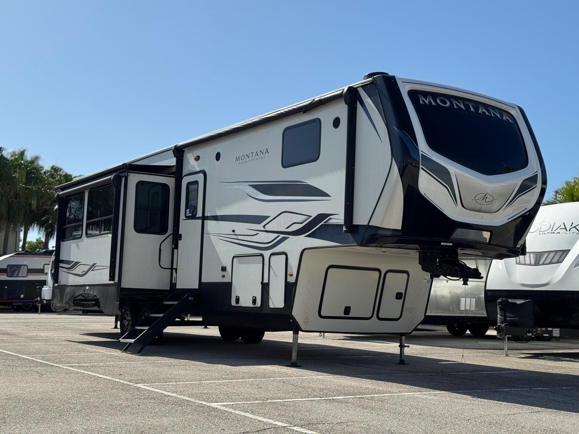 2023 KEYSTONE MONTANA 335BH