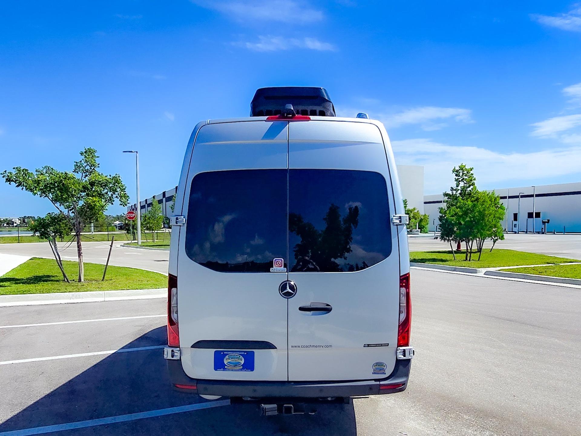 2025 Coachmen 2025 Coachmen Galleria - thumbnail 5