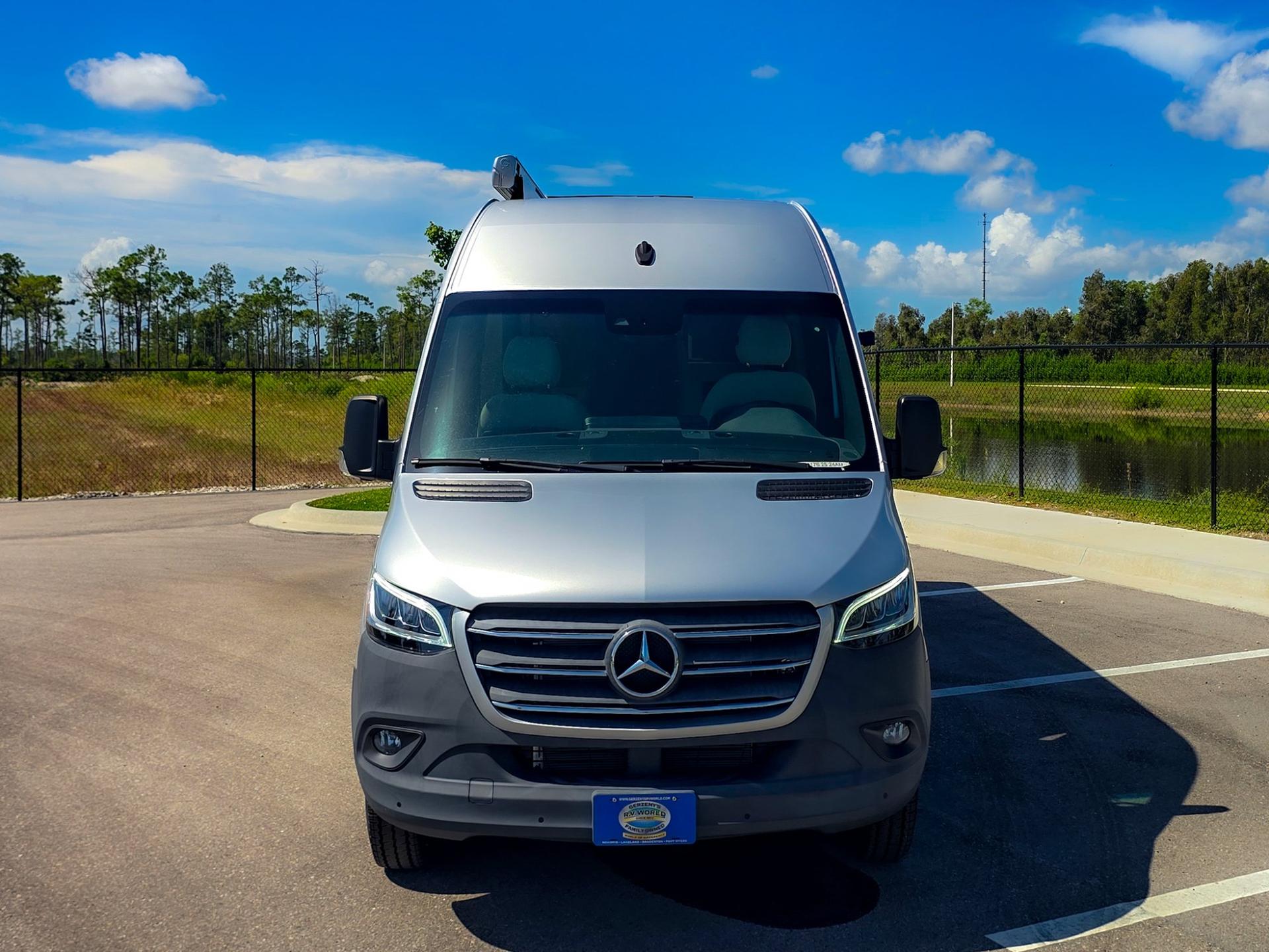 2025 Coachmen 2025 Coachmen Galleria - thumbnail 9