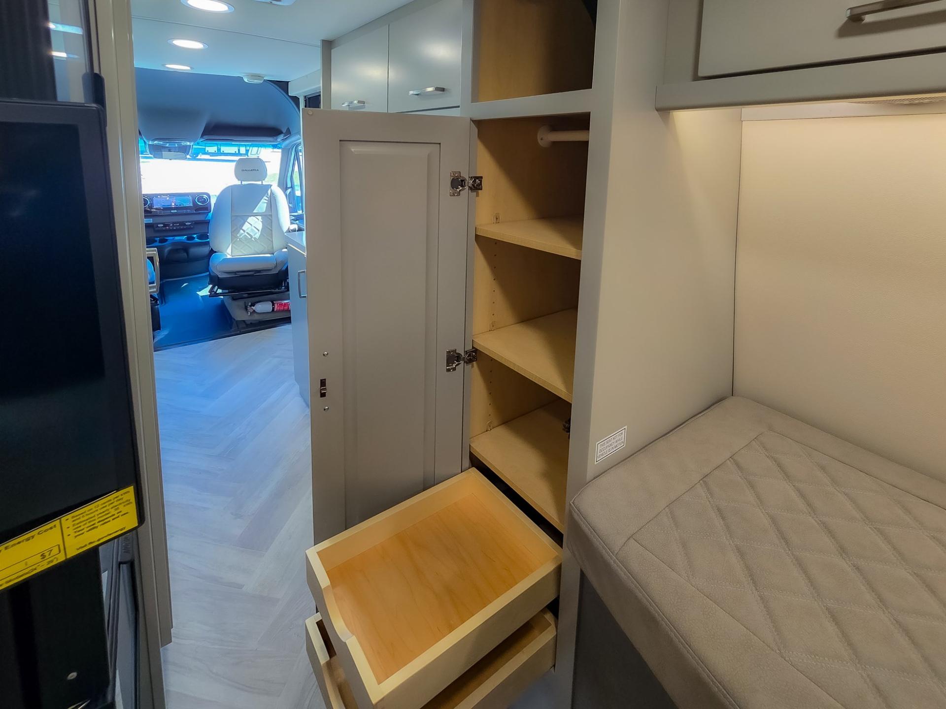 2025 Coachmen 2025 Coachmen Galleria - thumbnail 28