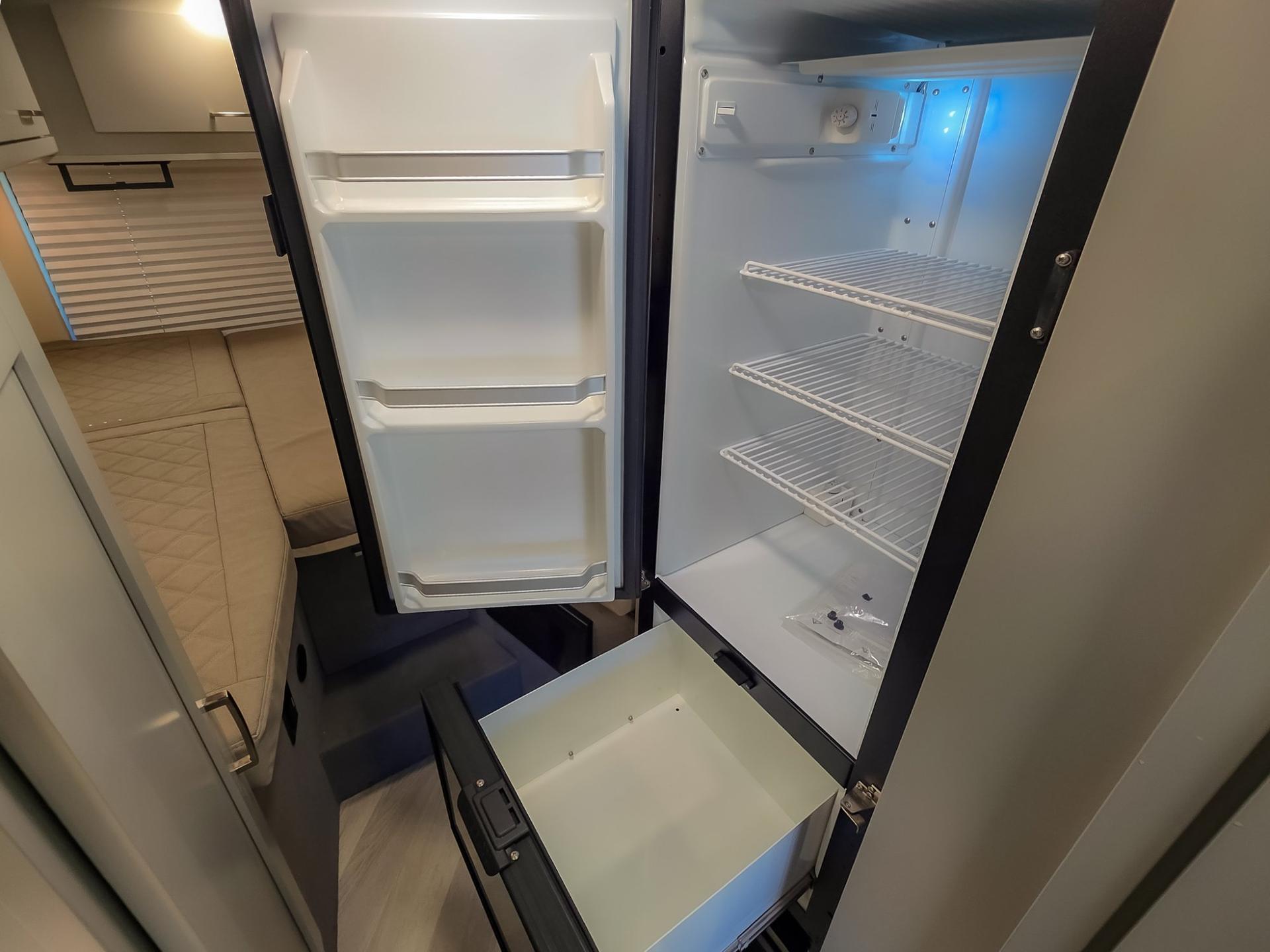 2025 Coachmen 2025 Coachmen Galleria - thumbnail 32