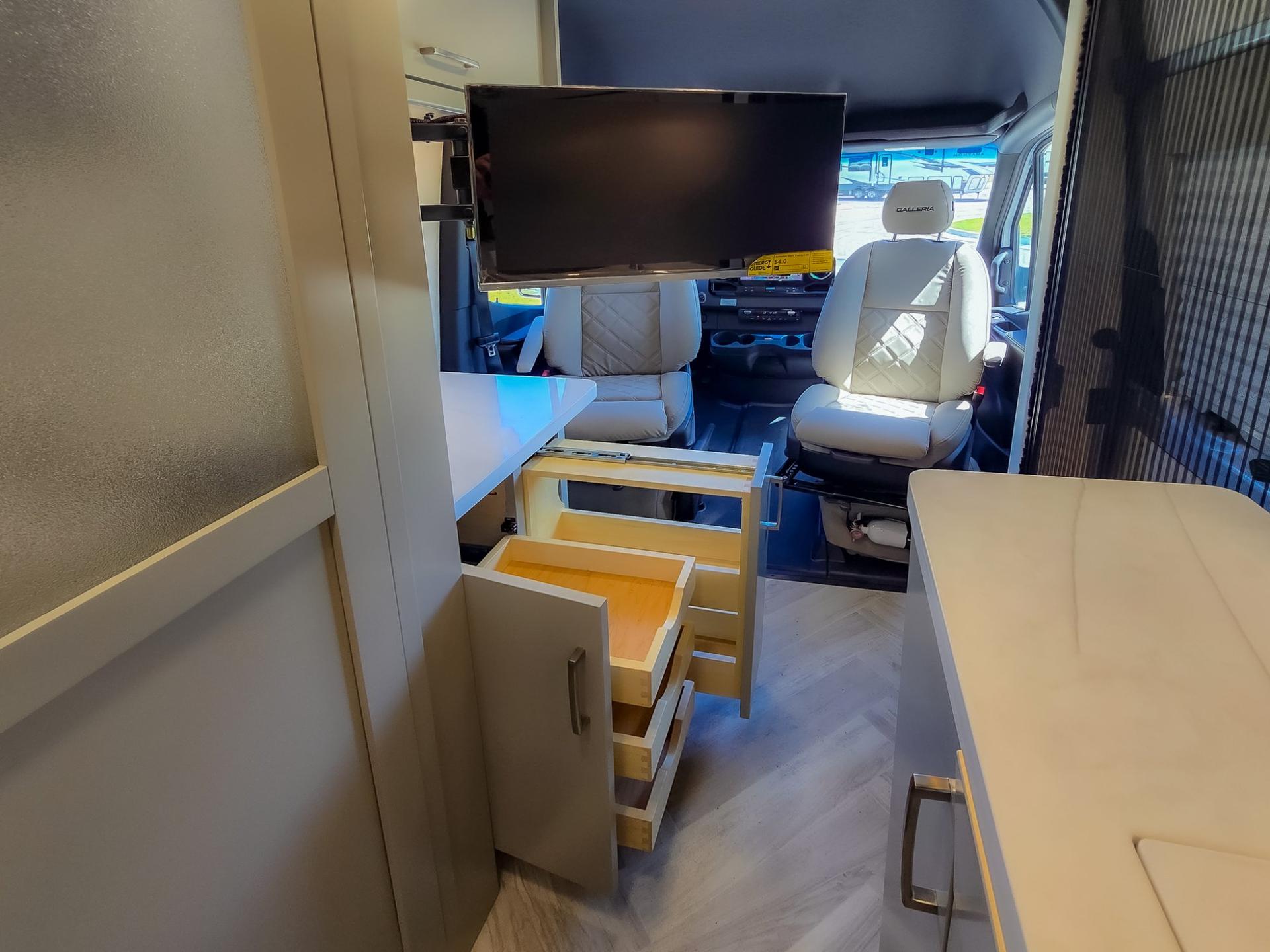 2025 Coachmen 2025 Coachmen Galleria - thumbnail 34
