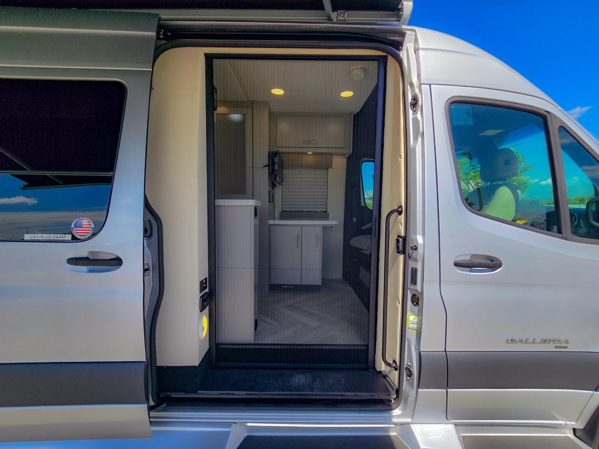 2025 Coachmen 2025 Coachmen Galleria - thumbnail 38