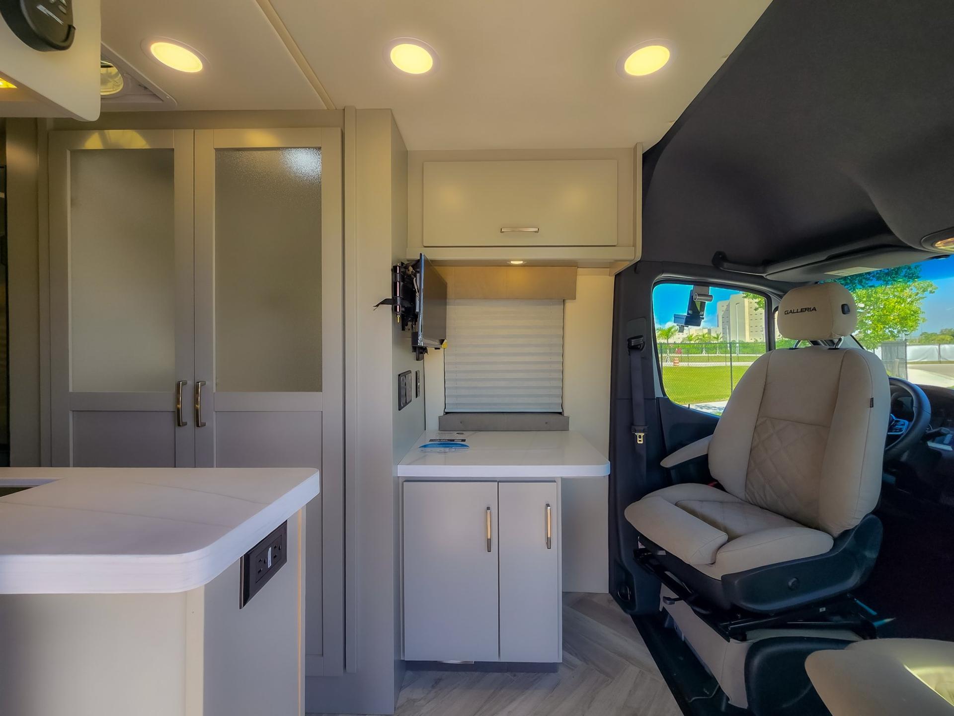 2025 Coachmen 2025 Coachmen Galleria - thumbnail 40