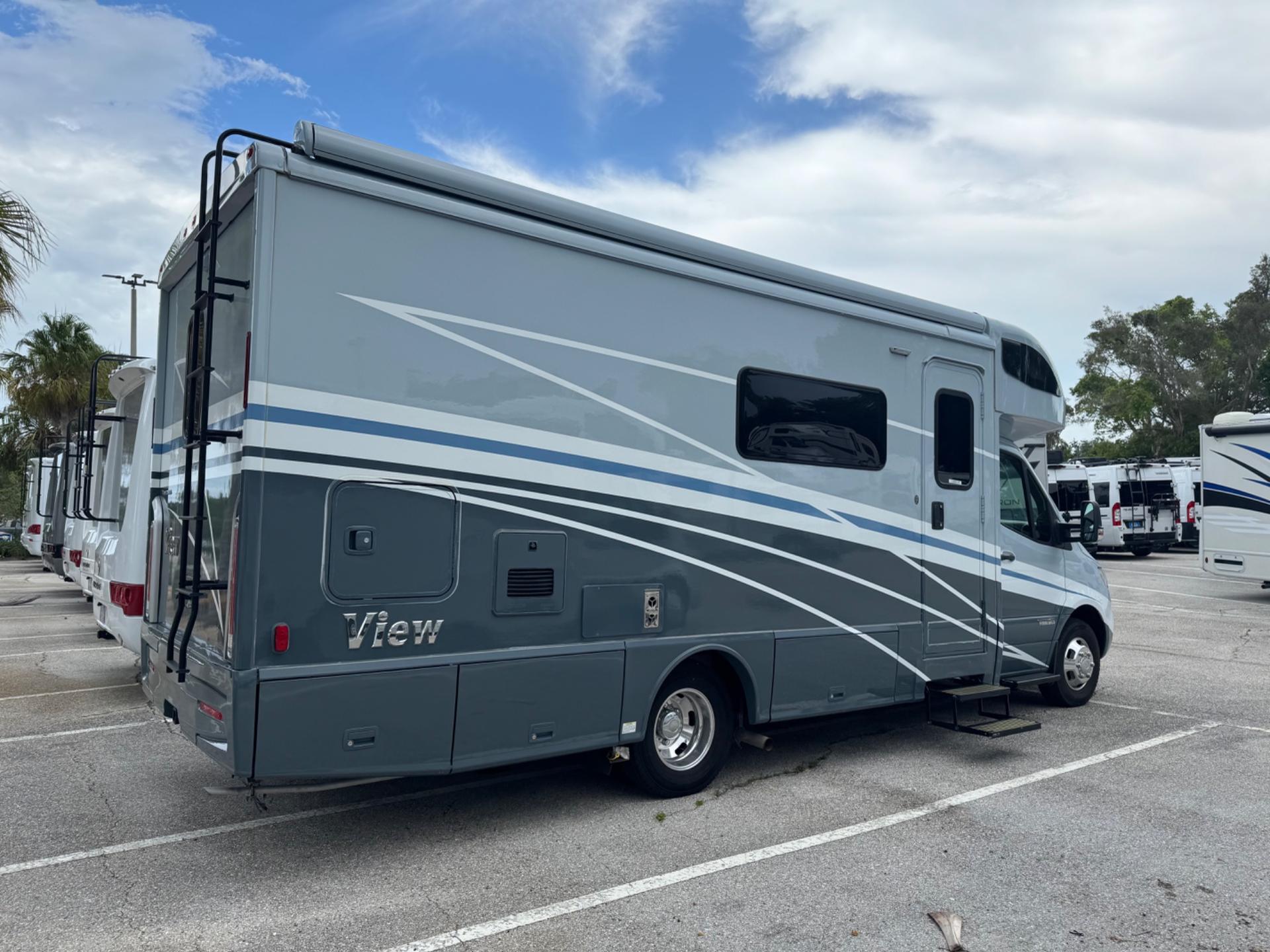 2024 Winnebago 2024 Winnebago View - thumbnail 4