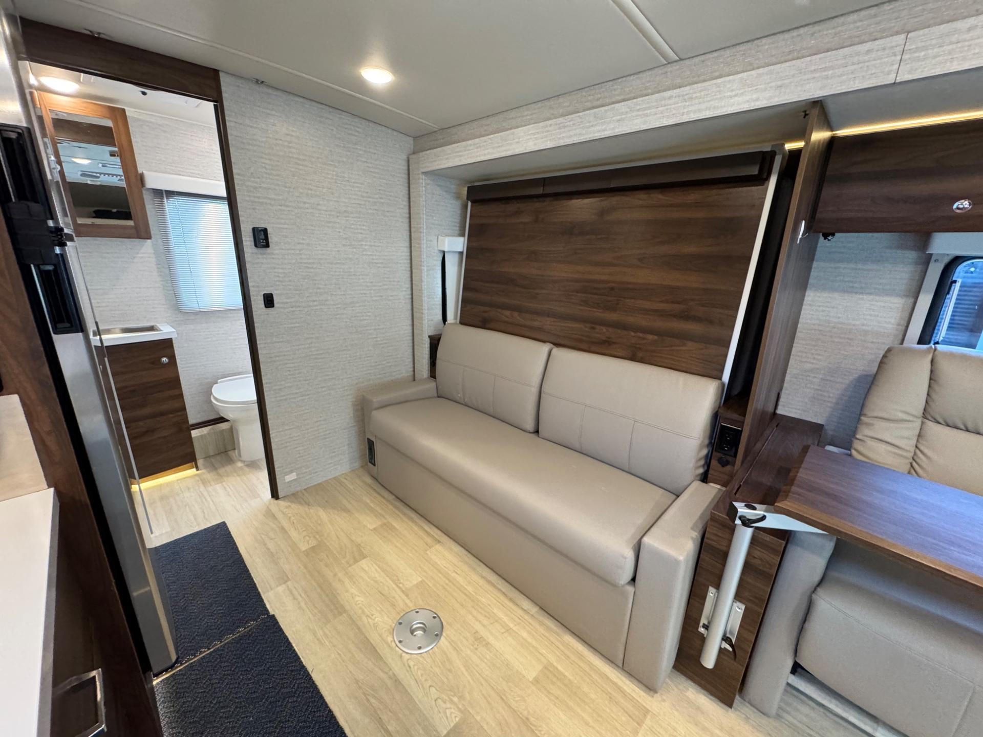 2024 Winnebago 2024 Winnebago View - thumbnail 16