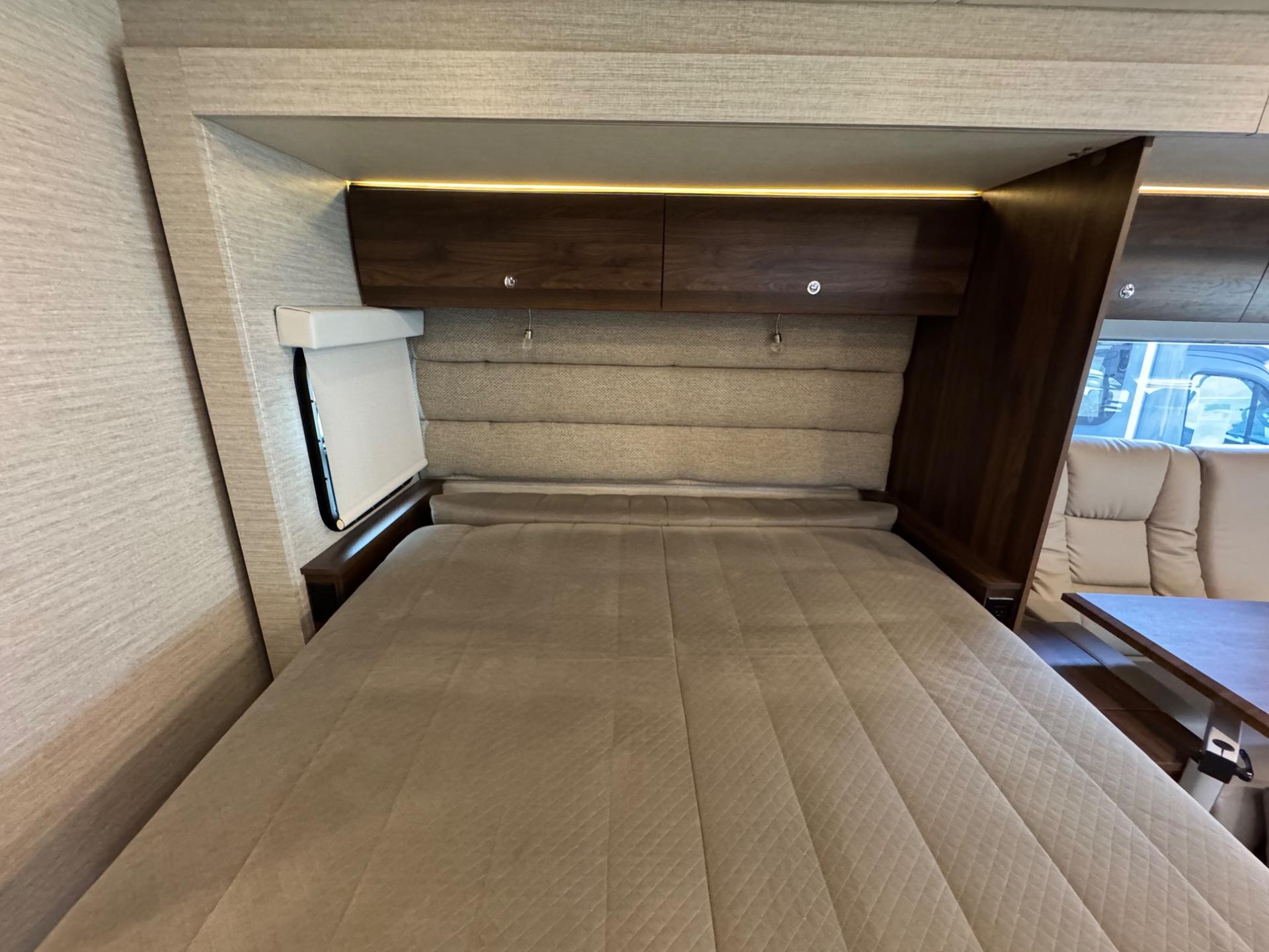 2024 Winnebago 2024 Winnebago View - thumbnail 19