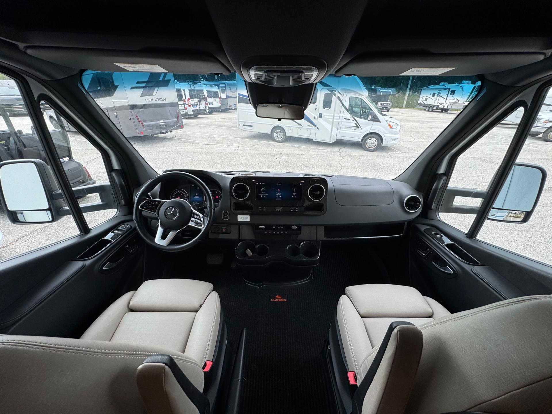 2024 Winnebago 2024 Winnebago View - thumbnail 23