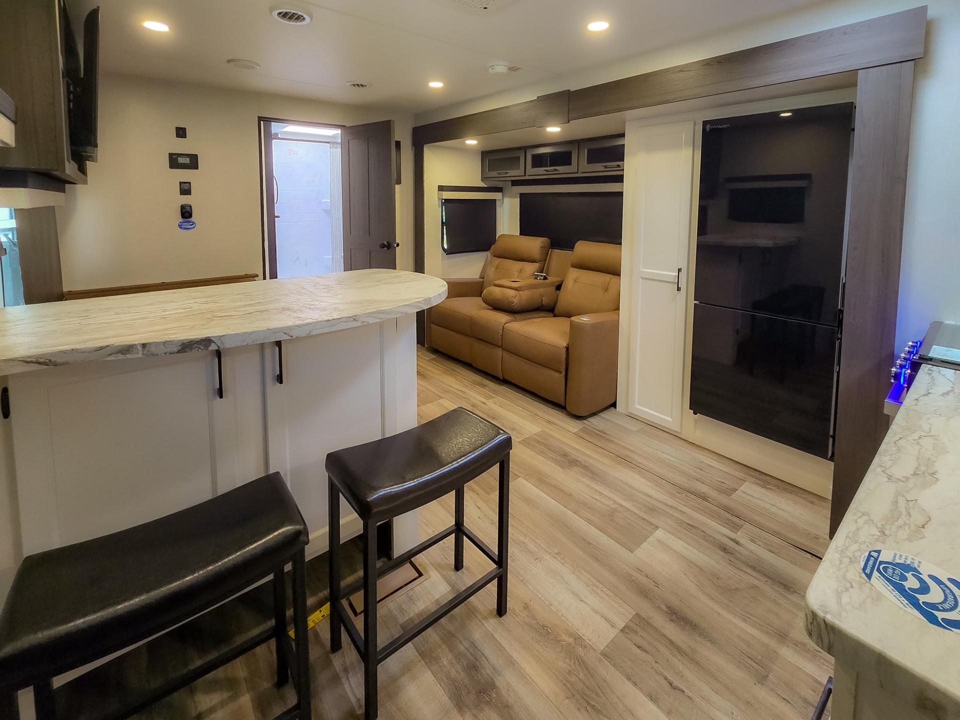 2026 Venture RV 2026 Venture RV SportTrek - thumbnail 16