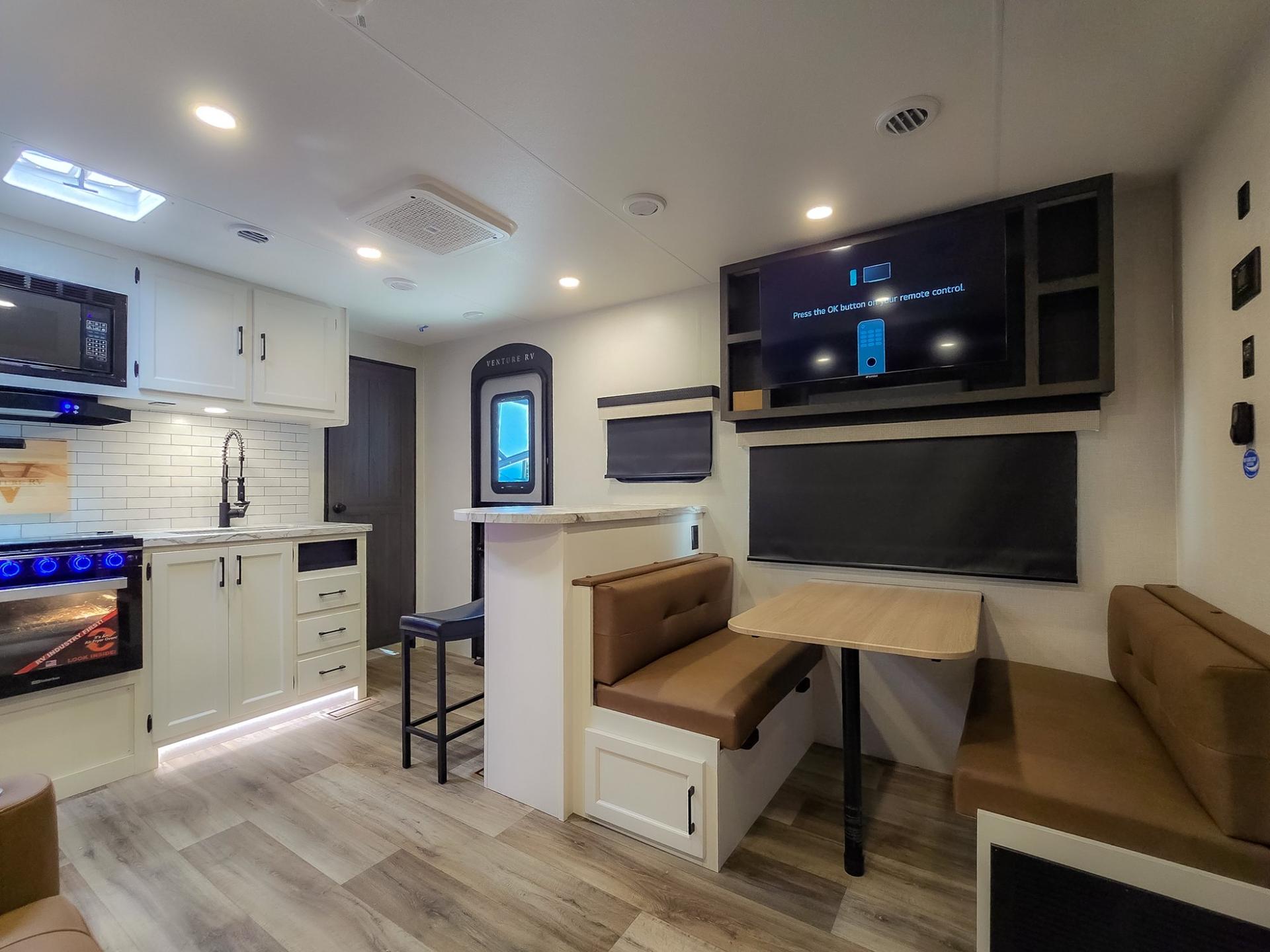 2026 Venture RV 2026 Venture RV SportTrek - thumbnail 22