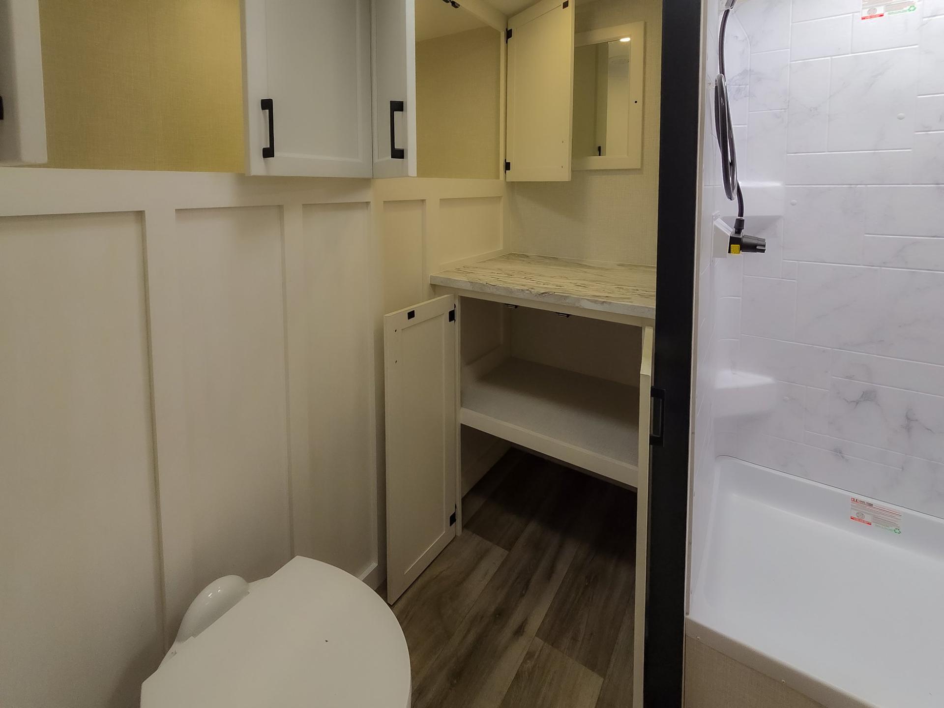 2026 Venture RV 2026 Venture RV SportTrek - thumbnail 32