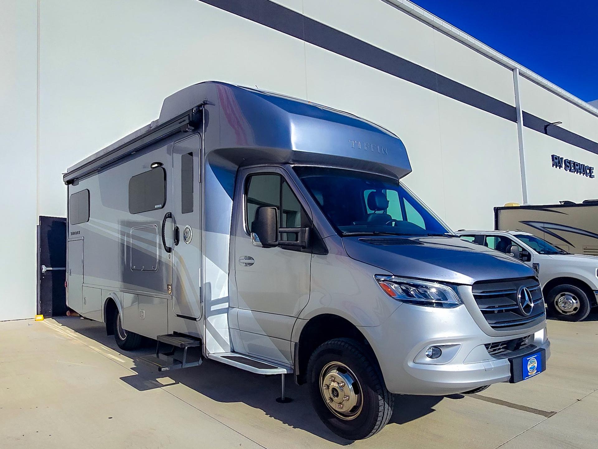 2023 TIFFIN MOTORHOMES 2023 TIFFIN MOTORHOMES WAYFARER - image 1