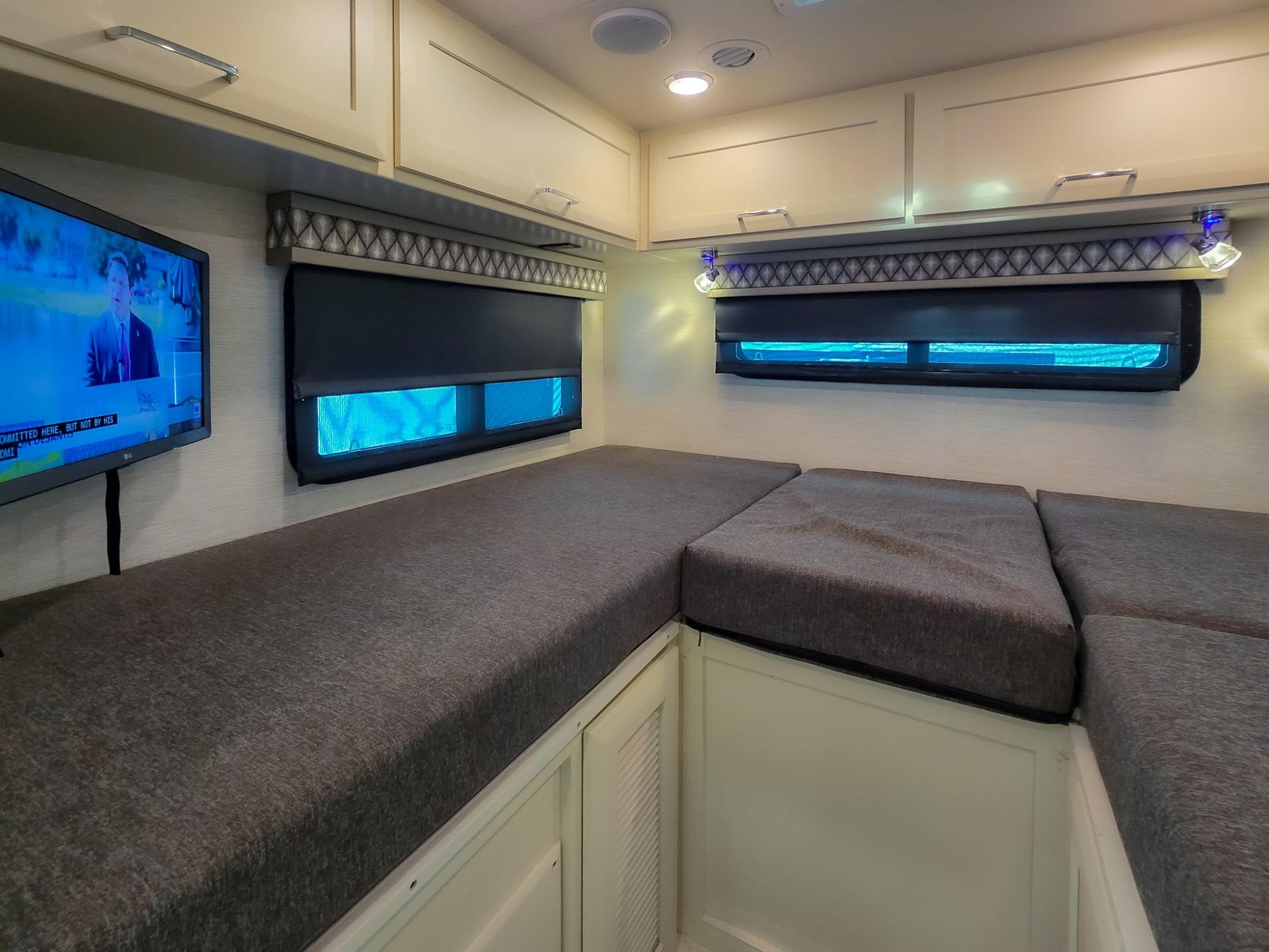 2023 TIFFIN MOTORHOMES 2023 TIFFIN MOTORHOMES WAYFARER - thumbnail 25
