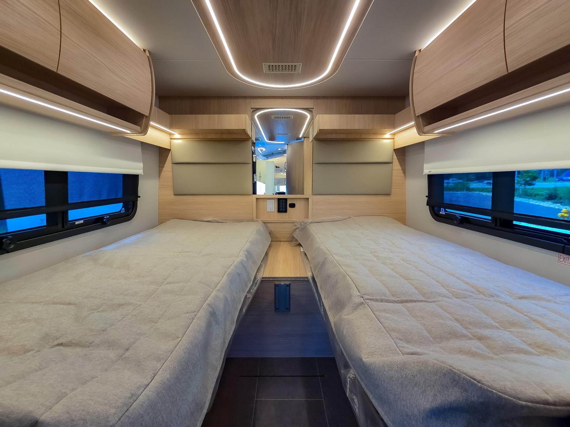 2026 Leisure Travel Vans 2026 Leisure Travel Vans Unity - thumbnail 15