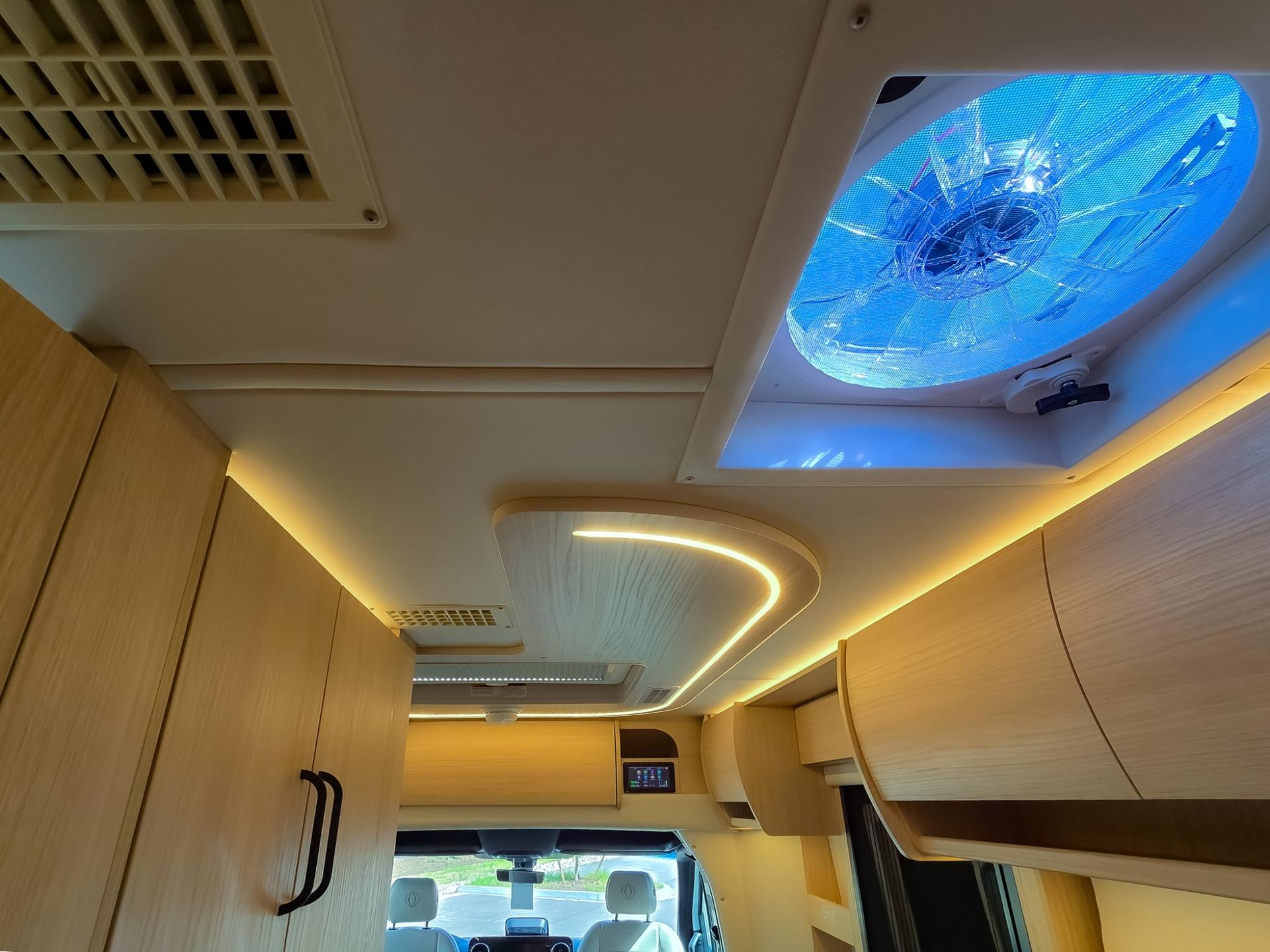 2026 Leisure Travel Vans 2026 Leisure Travel Vans Unity - thumbnail 21