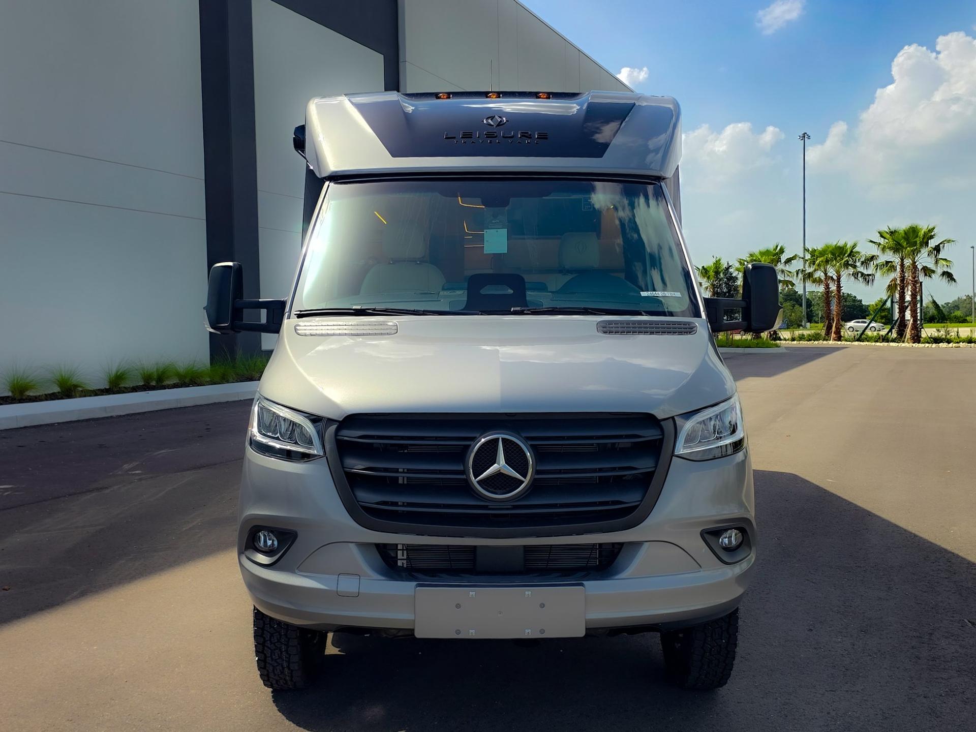 2026 Leisure Travel Vans 2026 Leisure Travel Vans Unity - thumbnail 3