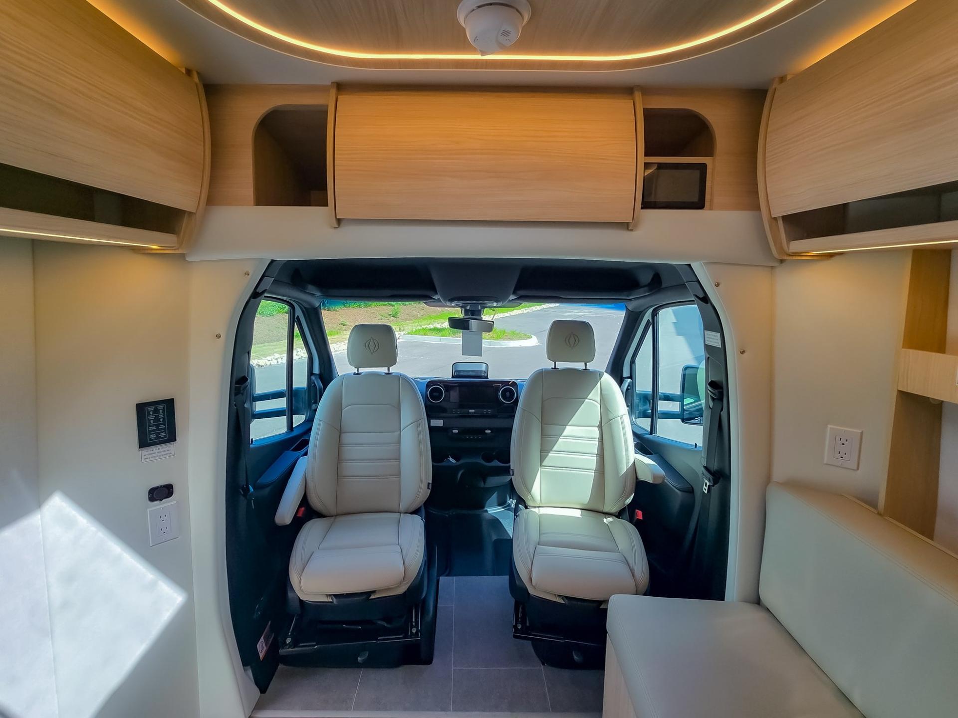 2026 Leisure Travel Vans 2026 Leisure Travel Vans Unity - thumbnail 24