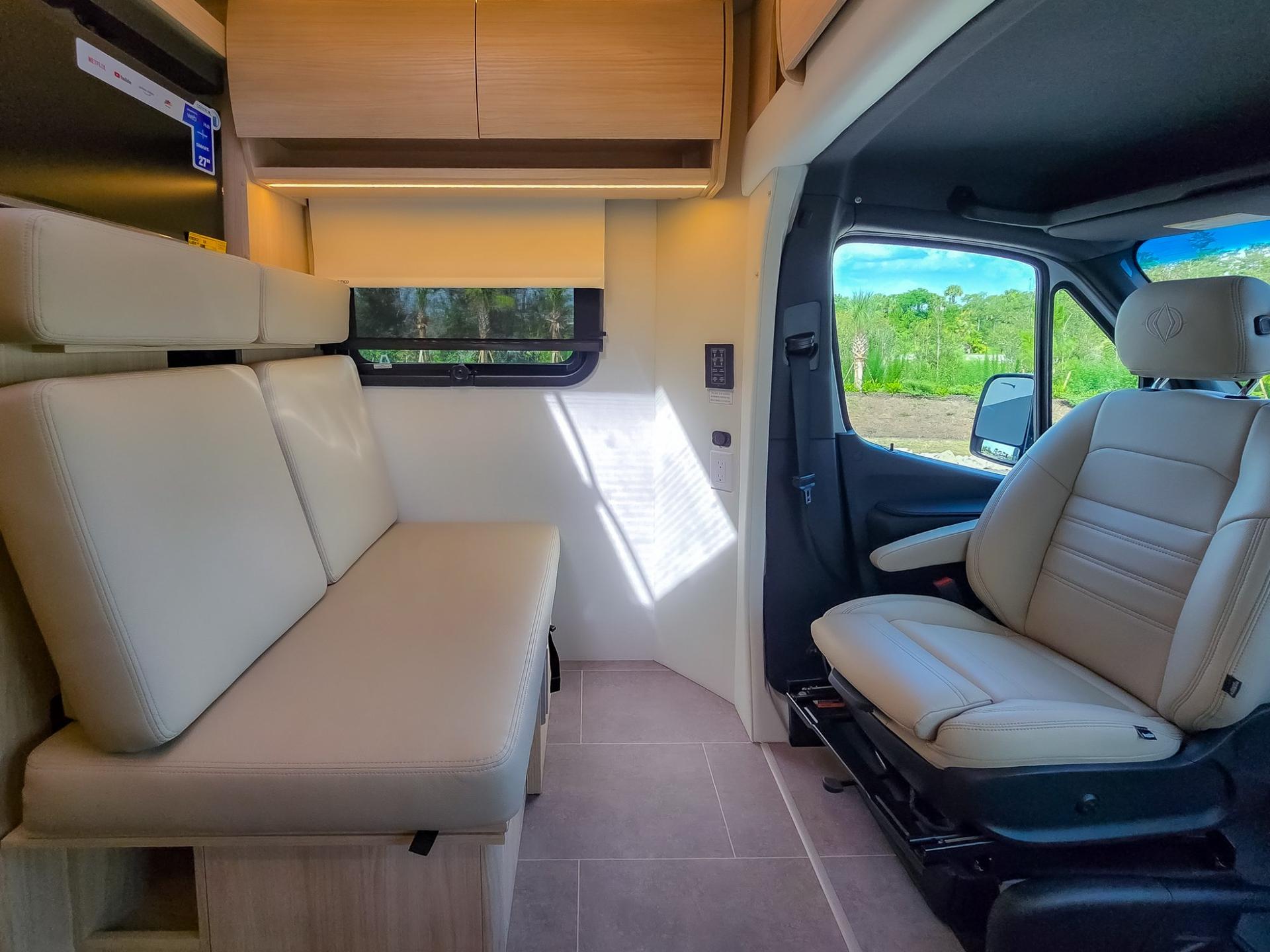 2026 Leisure Travel Vans 2026 Leisure Travel Vans Unity - thumbnail 29