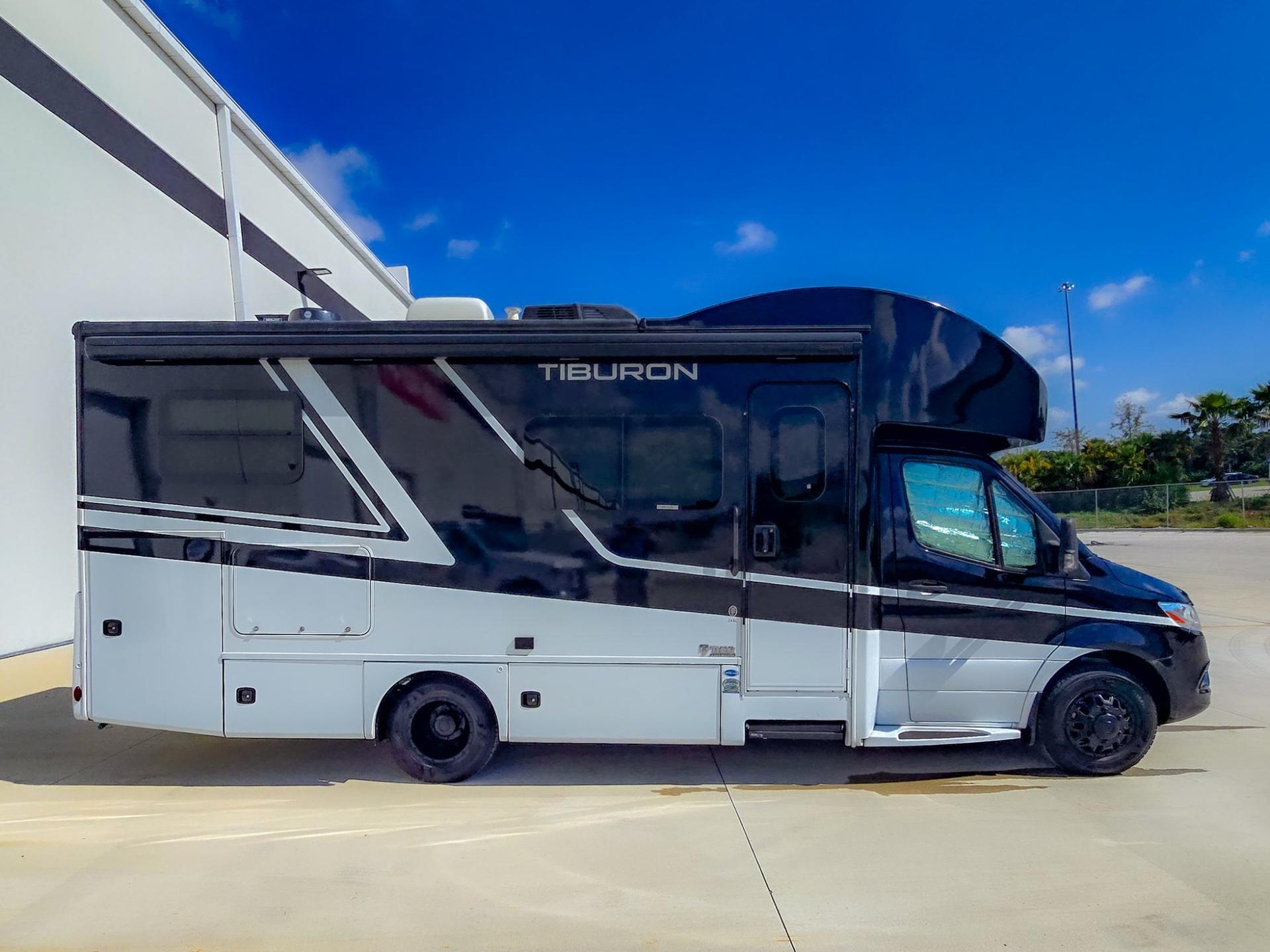 2025 Thor Motor Coach 2025 Thor Motor Coach Tiburon - thumbnail 3